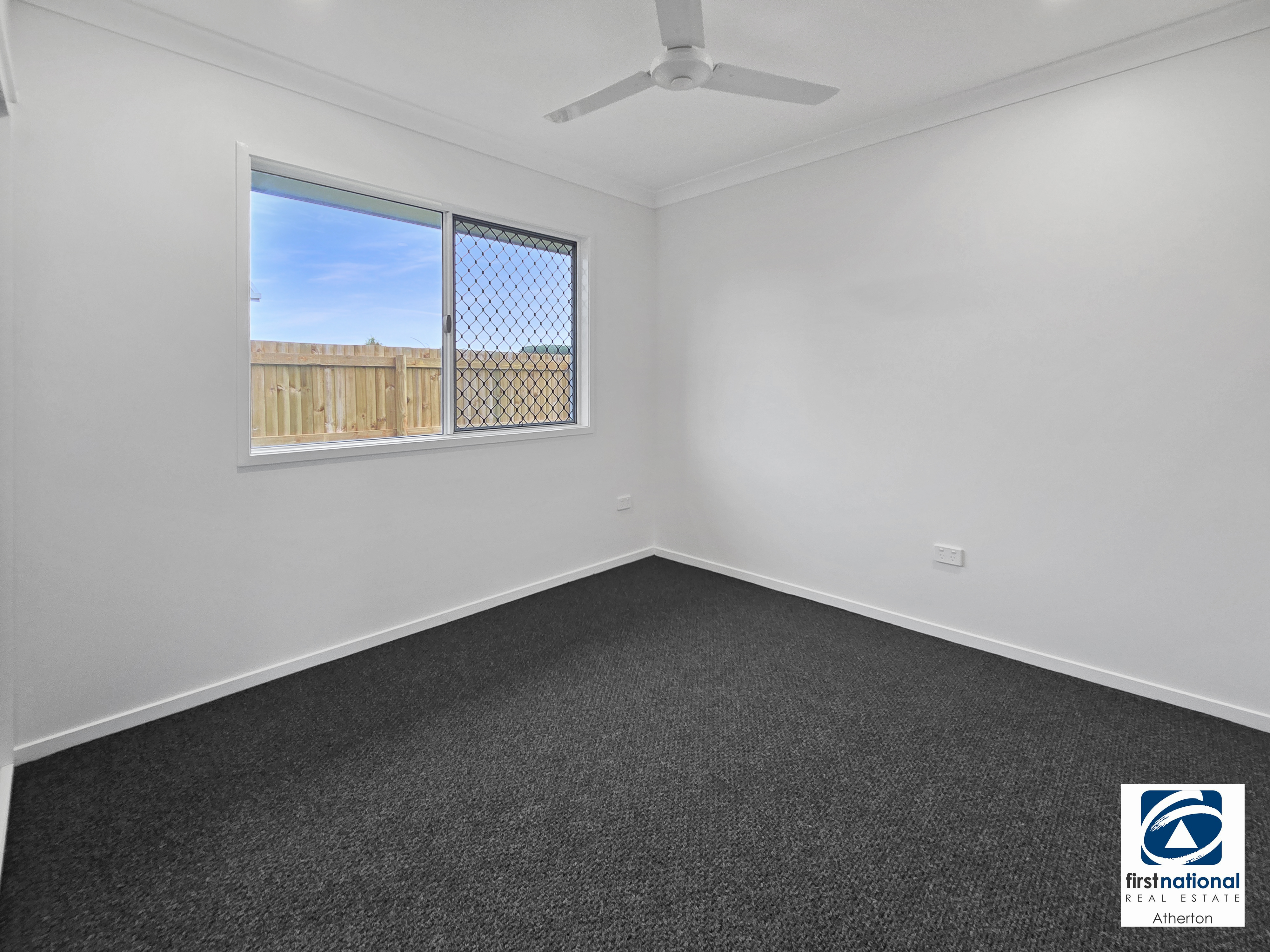 65 Tumbare Street, Atherton