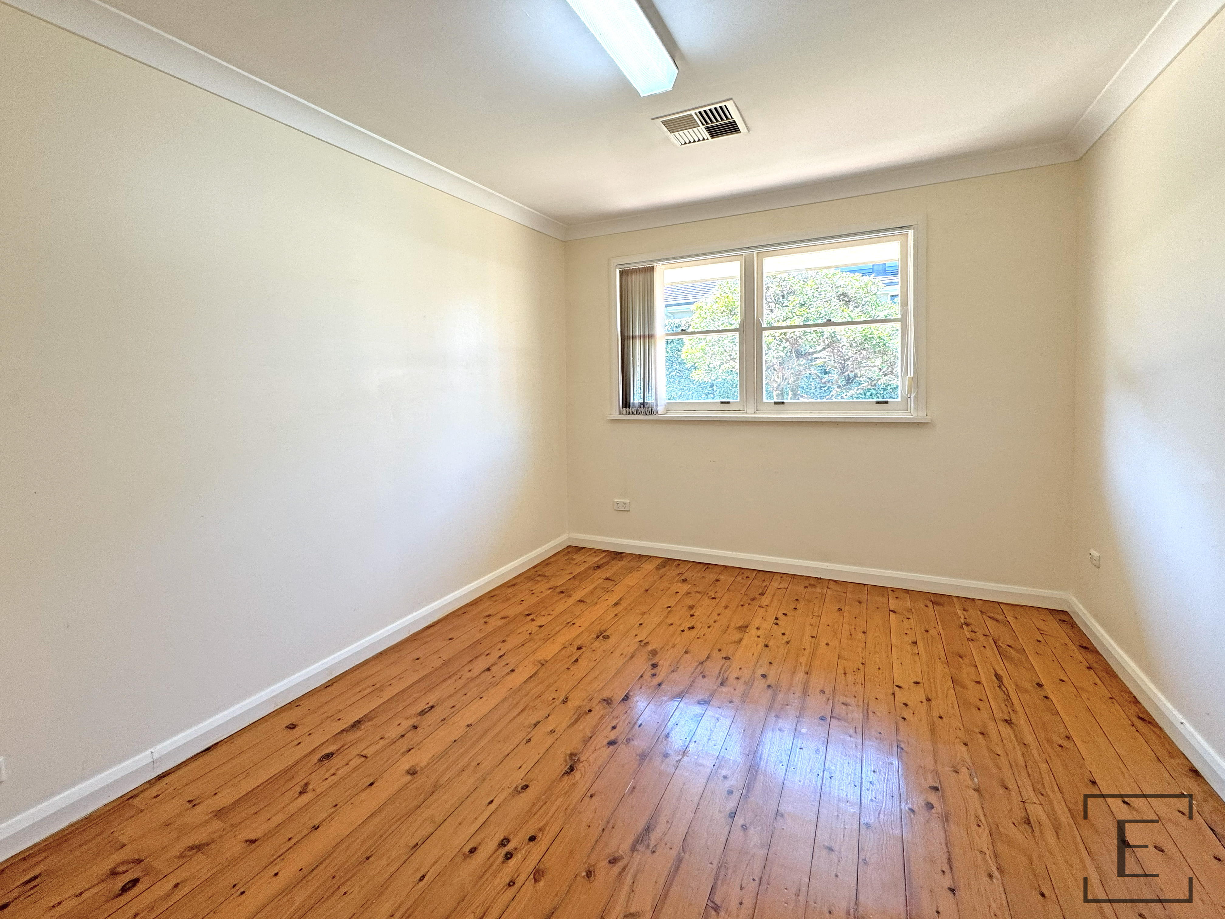 11 Tallgums Avenue, West Pennant Hills