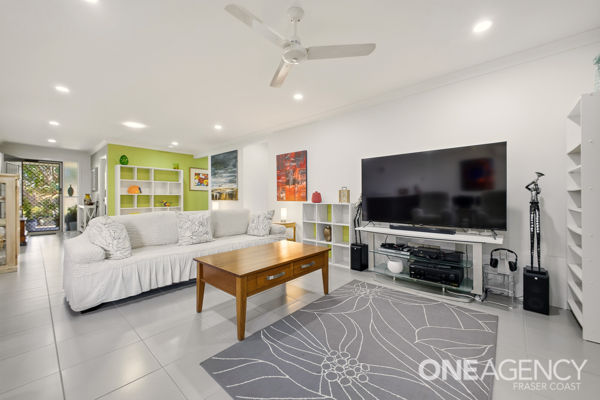 132 / 230 Pulgul Street, Urangan