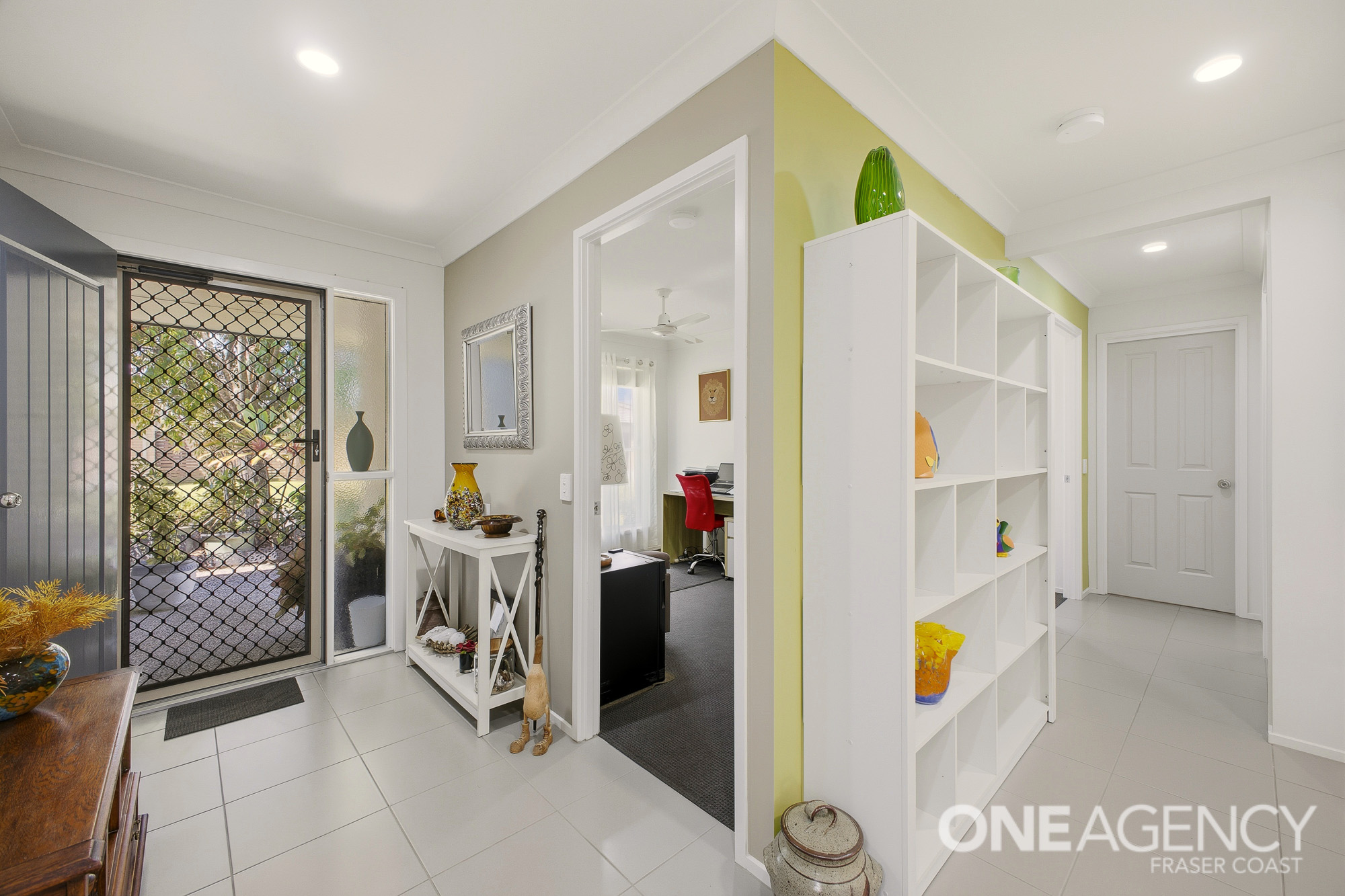 132 / 230 Pulgul Street, Urangan