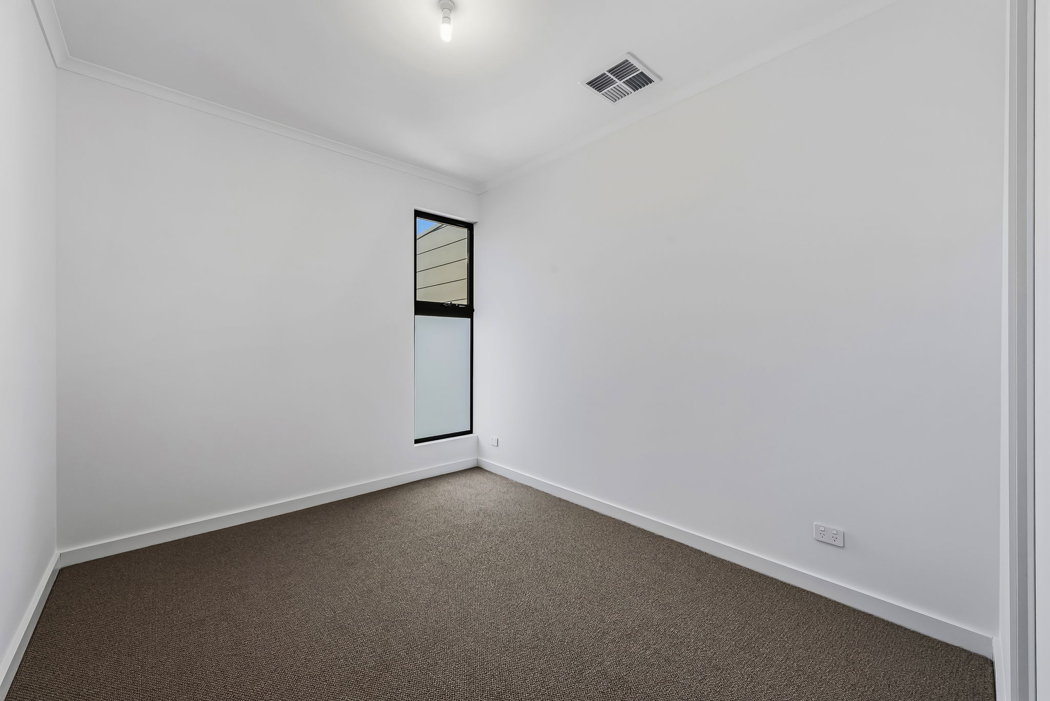 9E Elizabeth Street, Woodville West