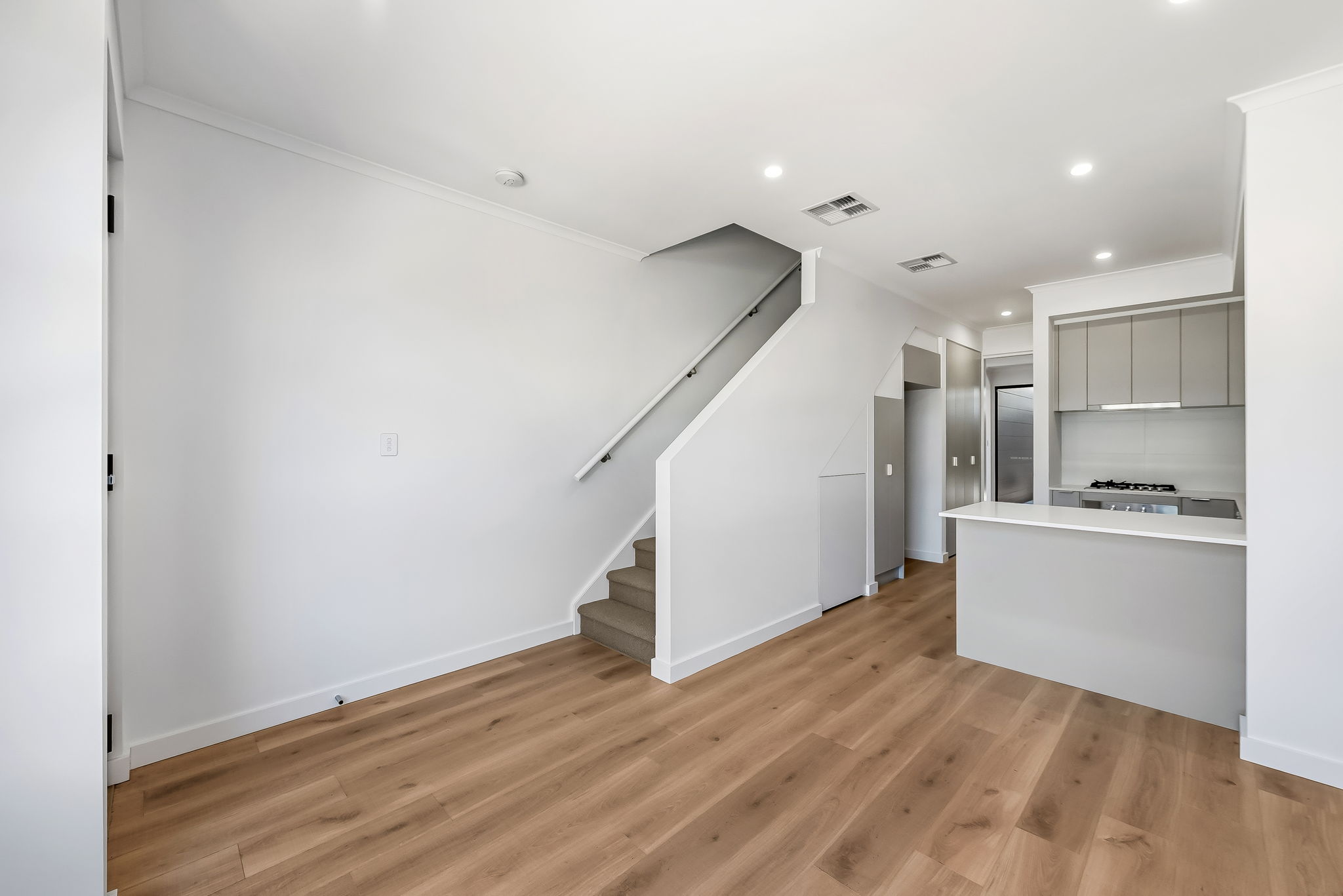 9E Elizabeth Street, Woodville West