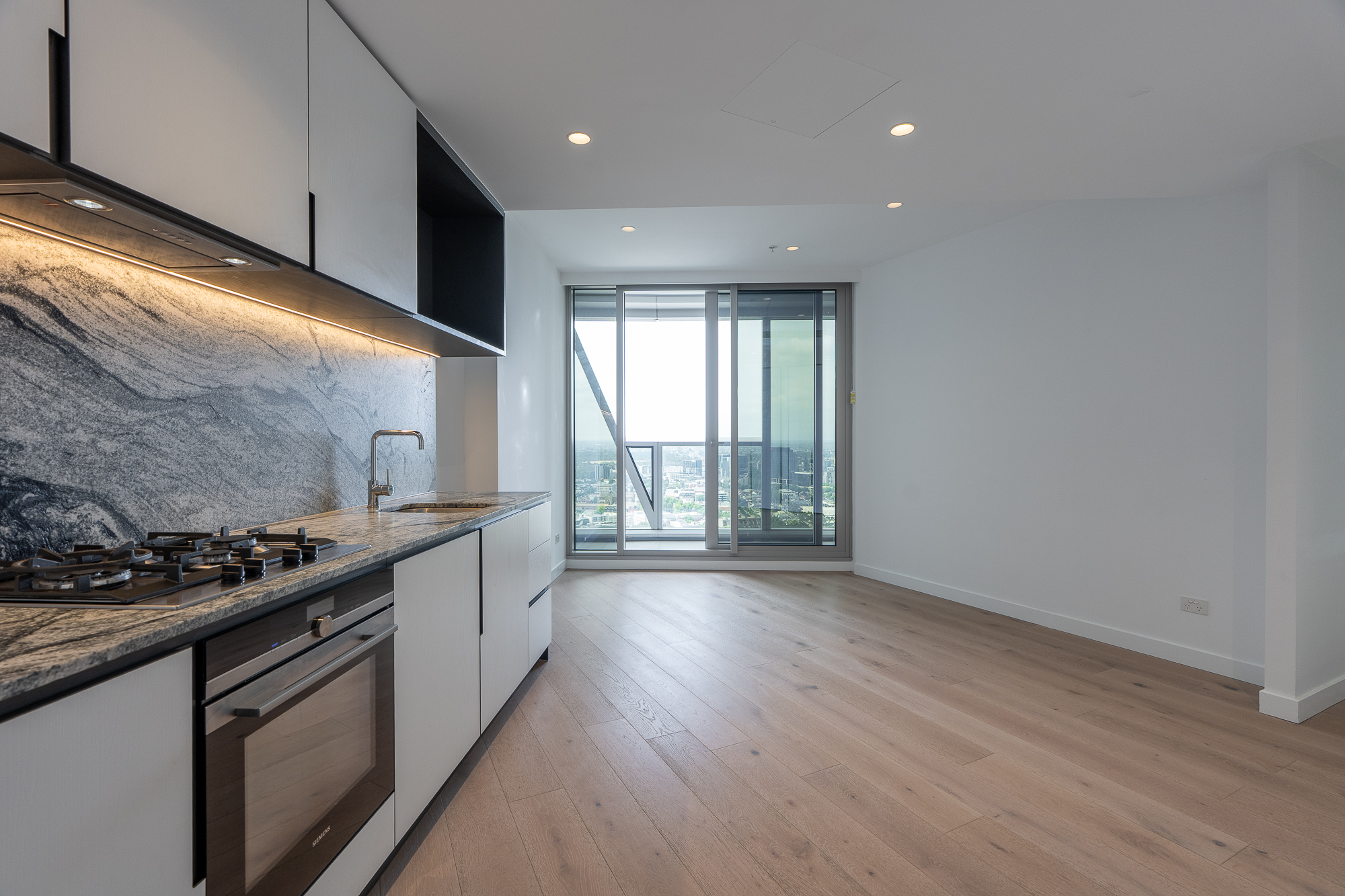 3802 / 639 Little Lonsdale Street, MELBOURNE