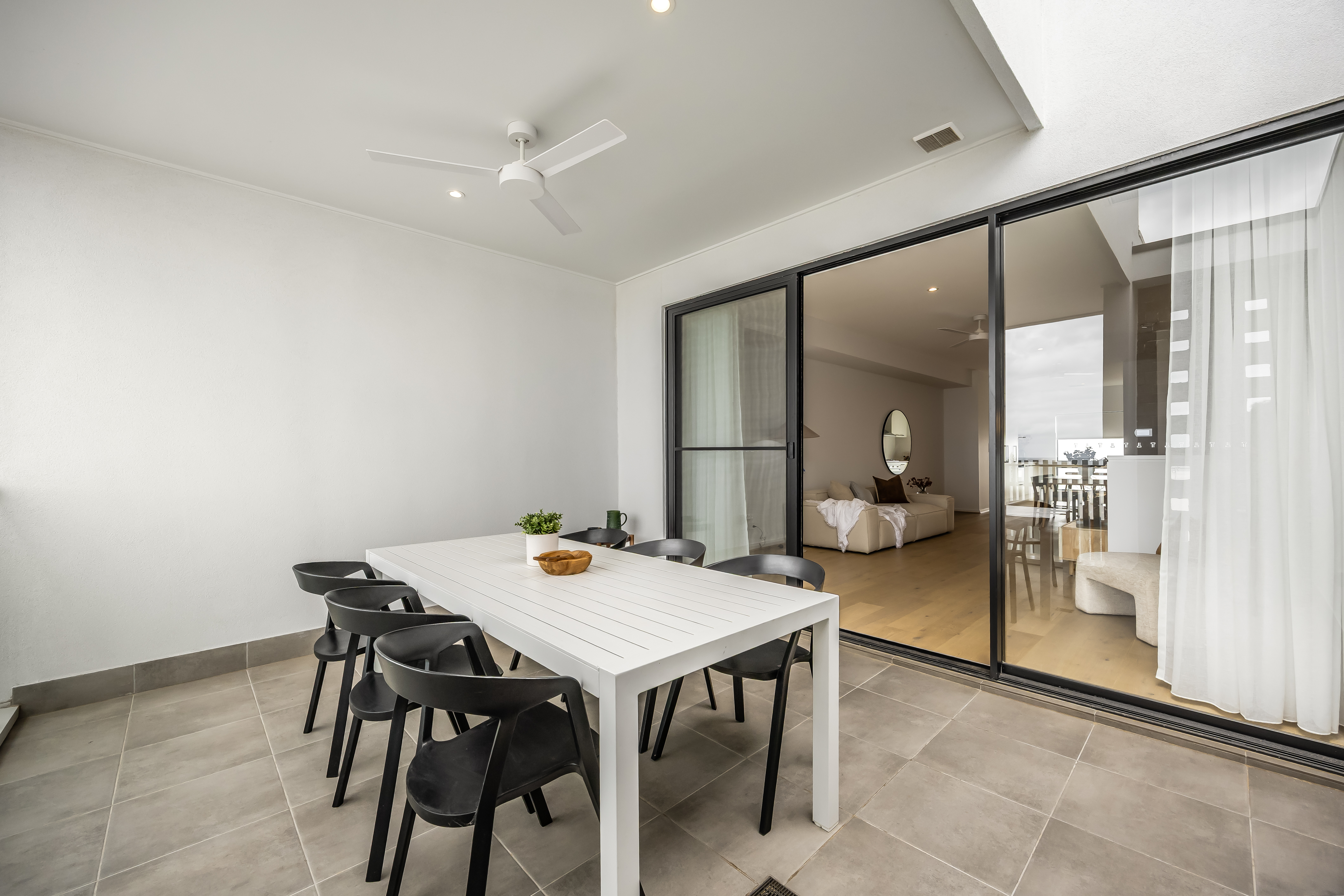 20 Oceanview Drive, Taperoo