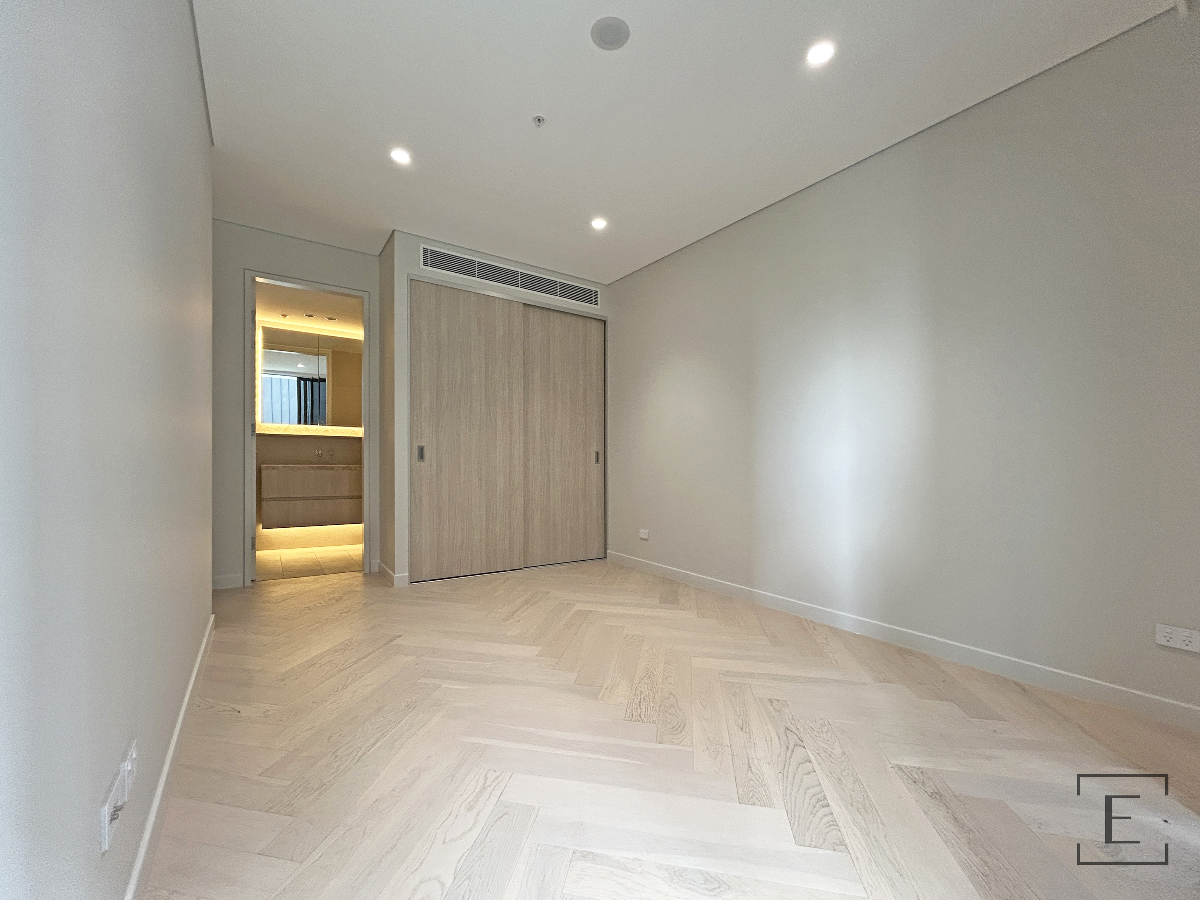 C206 / 17 Conway Ave, Concord West