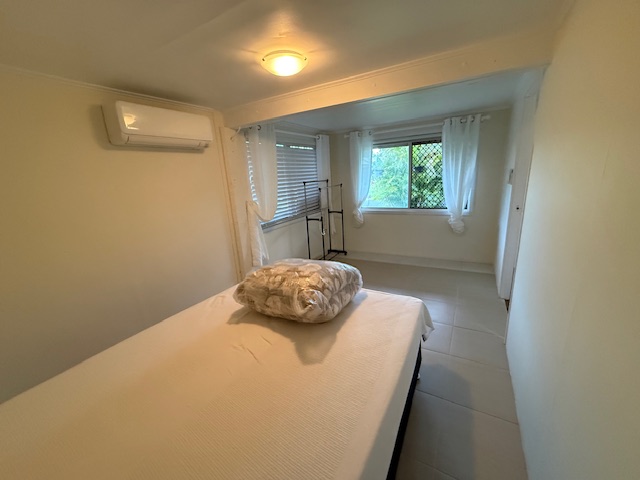 unit 1 / 16 Cedar Avenue, Taranganba