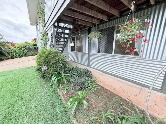 unit 1 / 16 Cedar Avenue, Taranganba