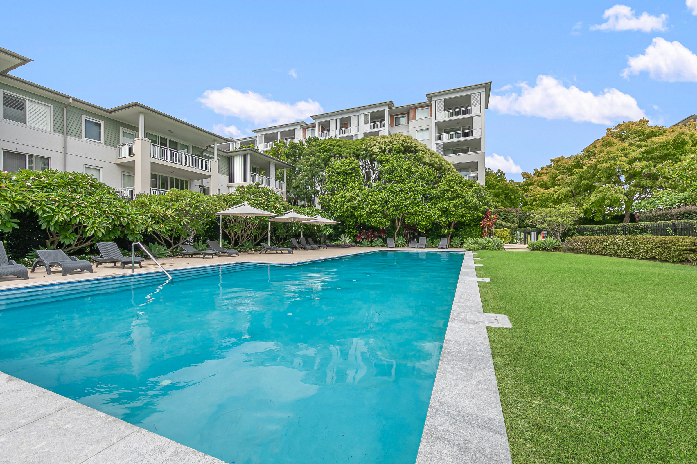 301 / 8 Peninsula Drive, Breakfast Point - Thumbnail 4