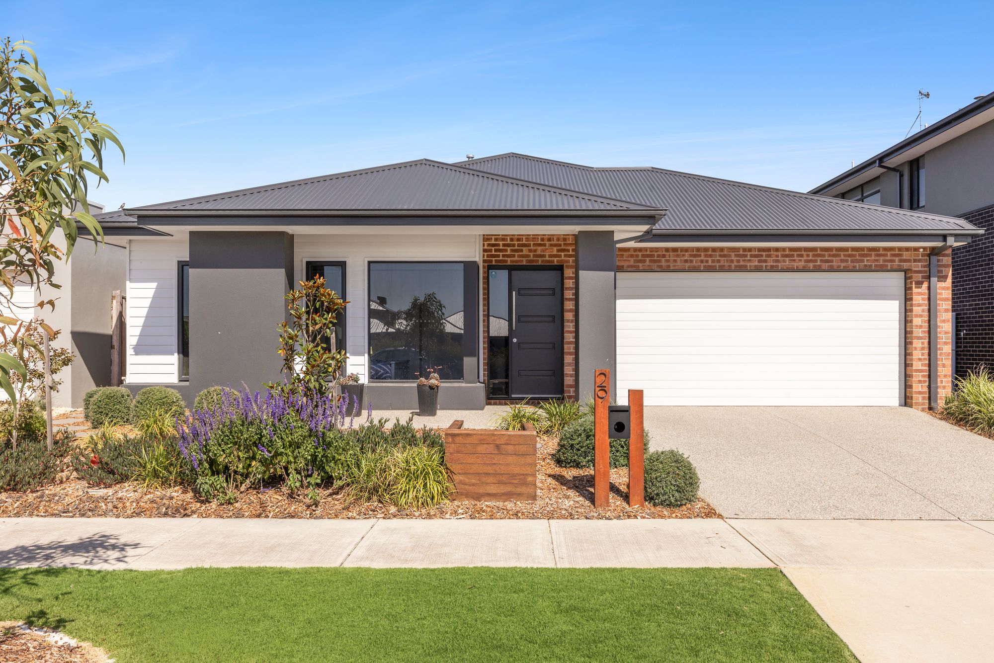 Listing image for 29 Liberation Drive, ARMSTRONG CREEK  VIC  3217