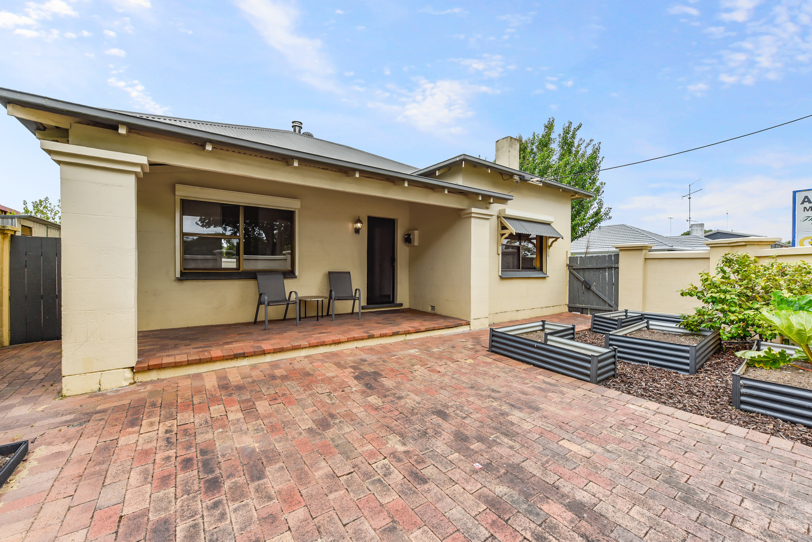 112 Jubilee Highway East, Mount Gambier