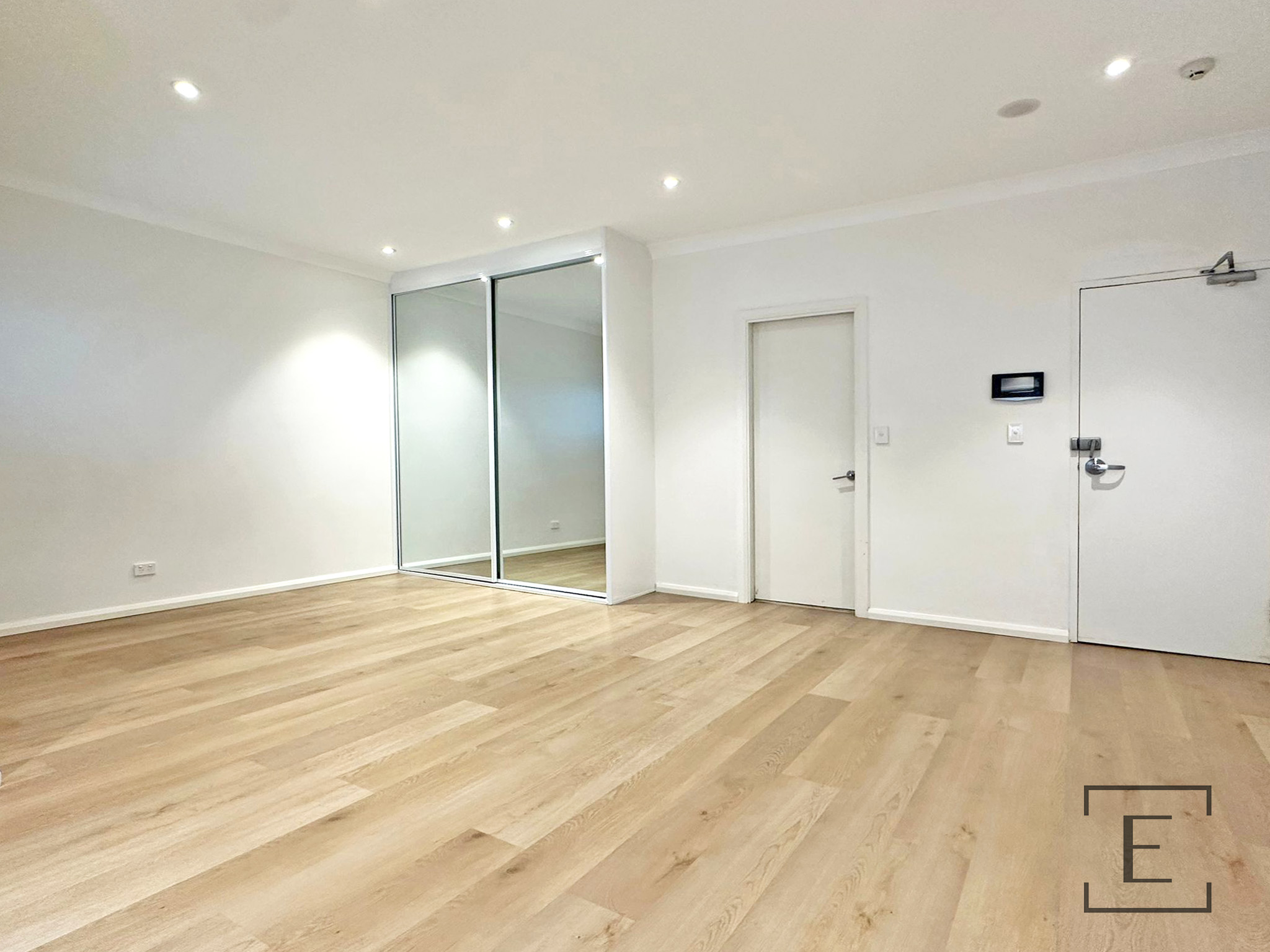 2 / 128 Percival Road, Stanmore