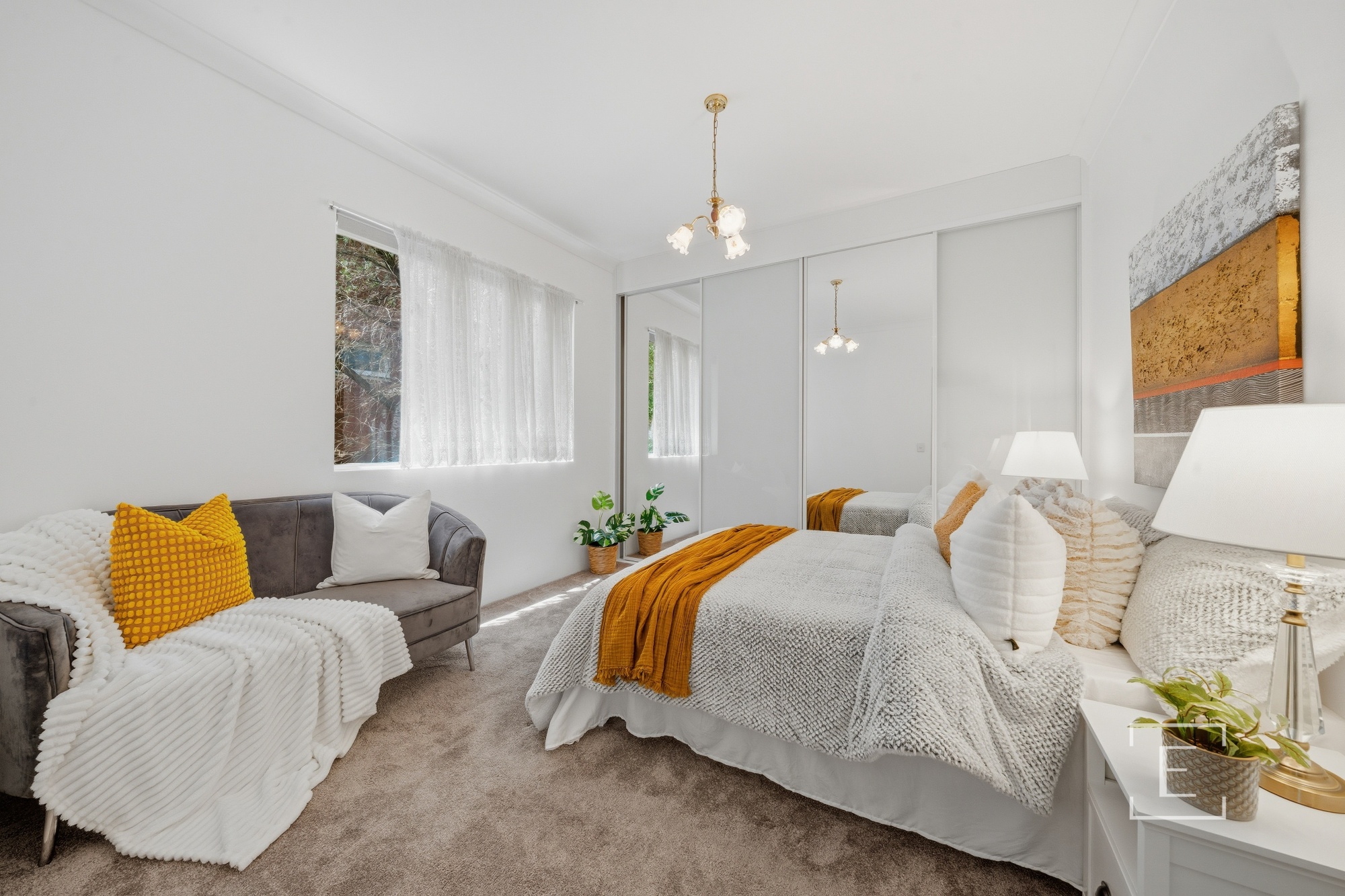 1 / 29 Wonoona Parade East, Oatley