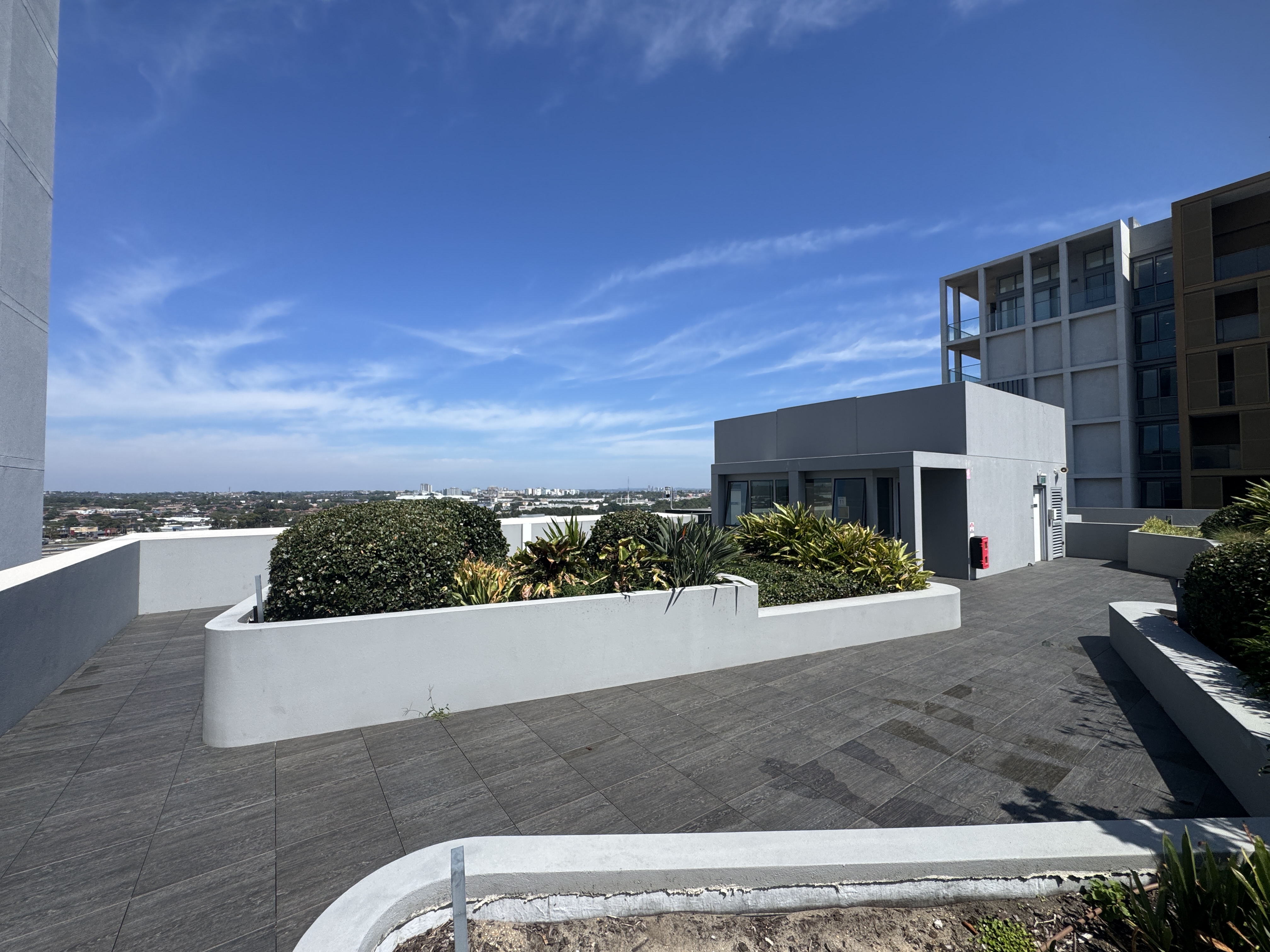 1102 / 8 Stockyard Boulevard - Main View 11