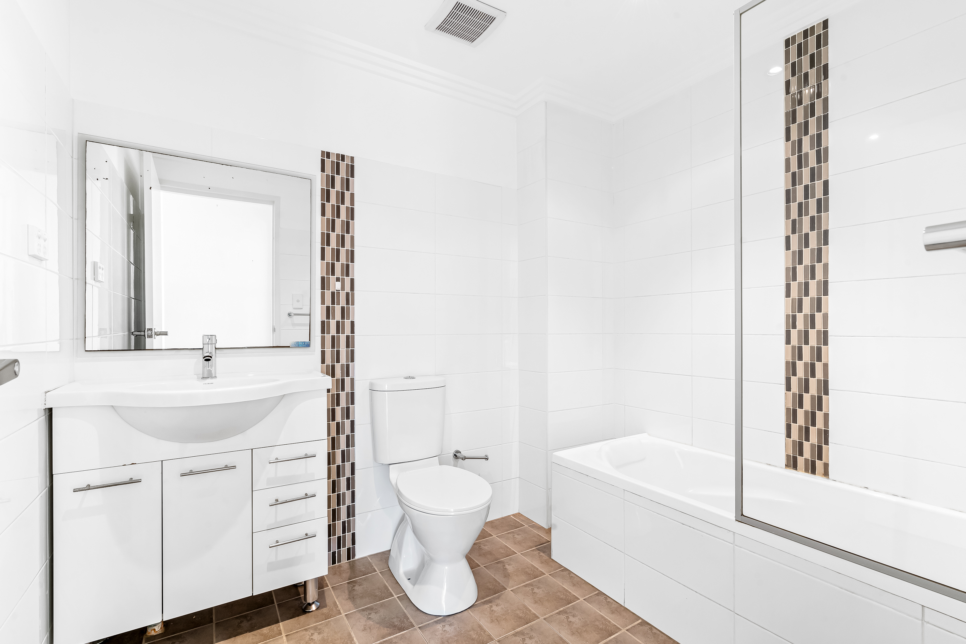 10 / 4 Marlborough Road, Homebush West