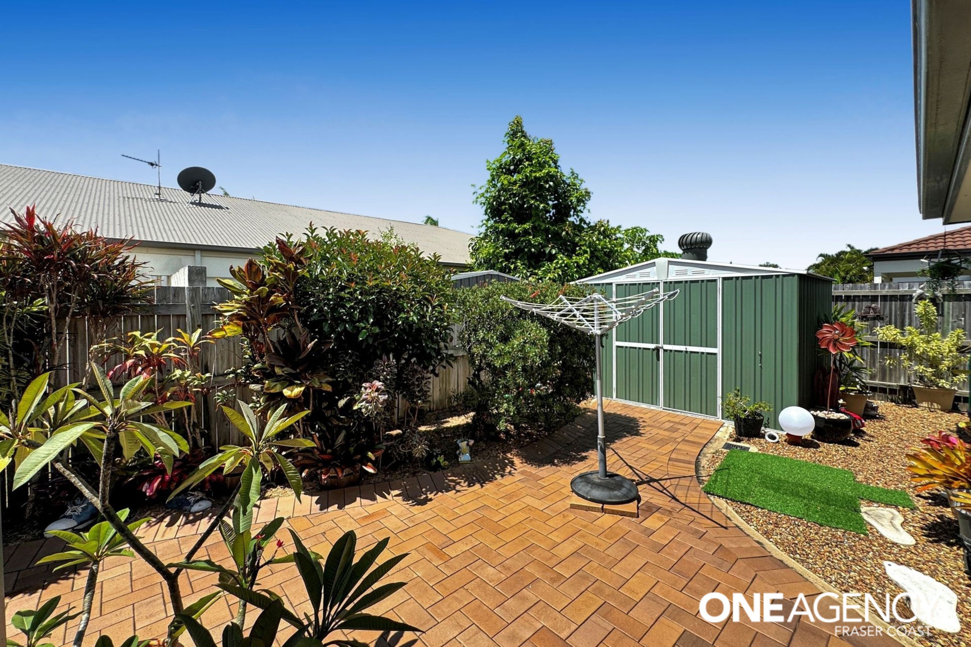121 / 230 Pulgul Street, Urangan