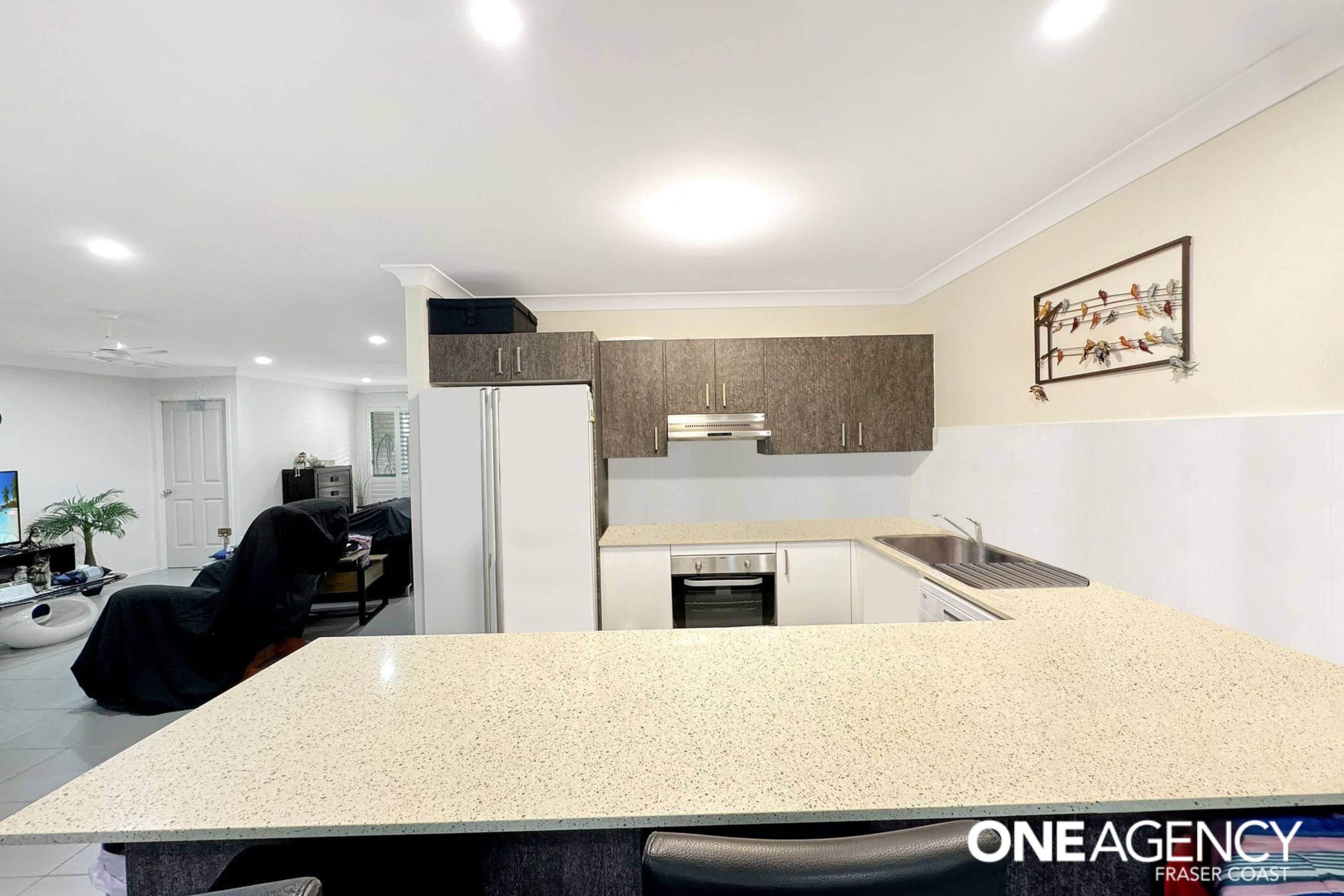 121 / 230 Pulgul Street, Urangan