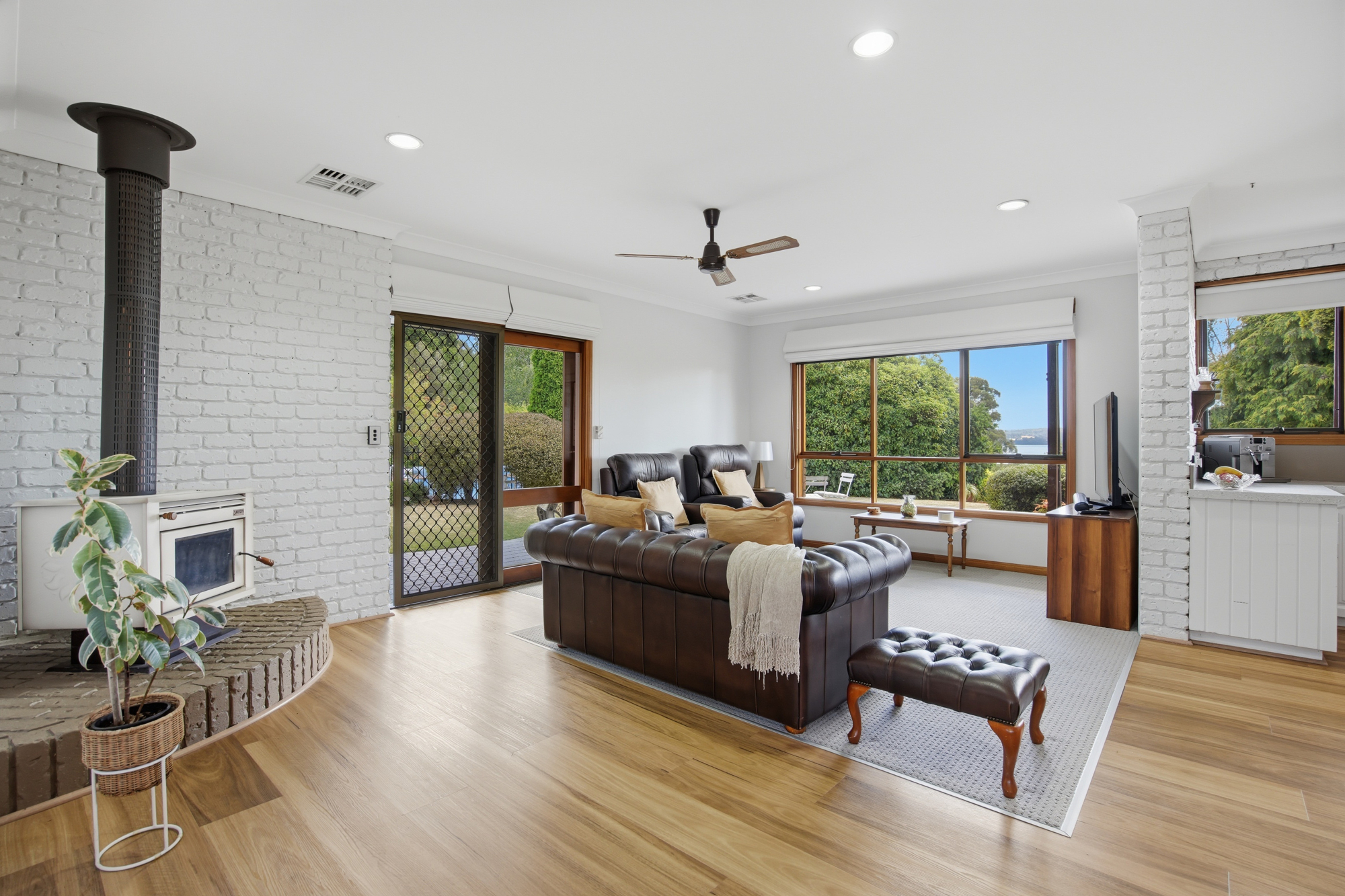 21 Swan Drive, Swan Bay