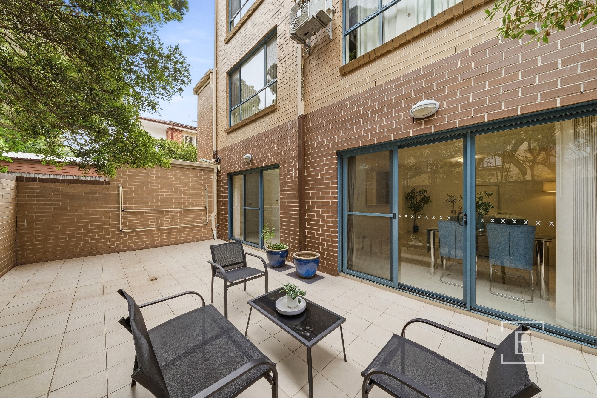 1 / 2 Tavistock Road, Homebush West