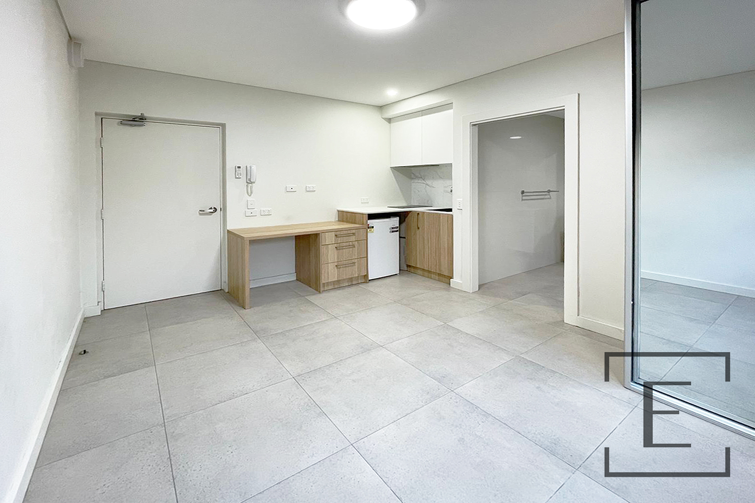 4 Rippon Avenue, Dundas