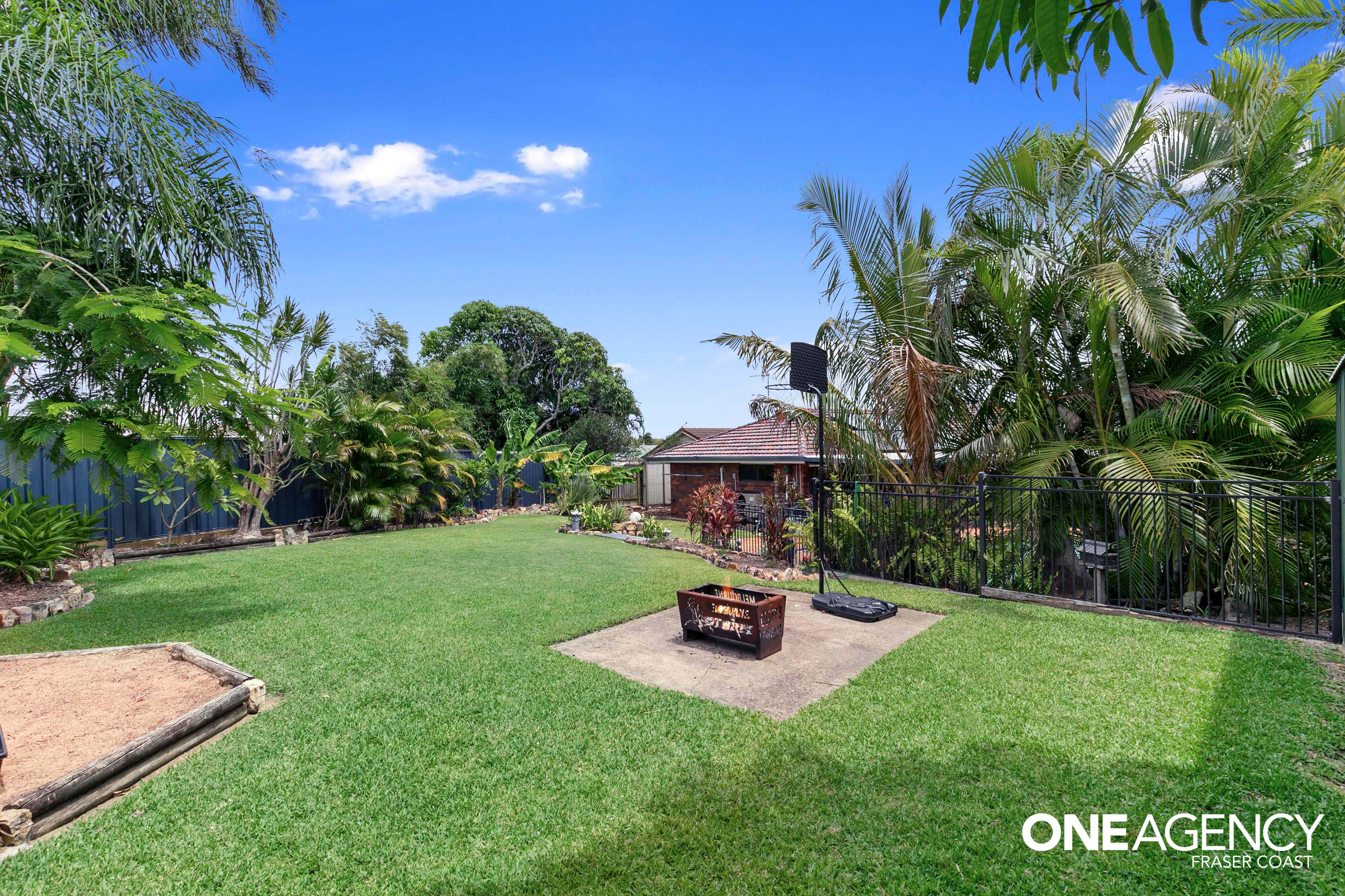 12 Michelle Drive, Point Vernon