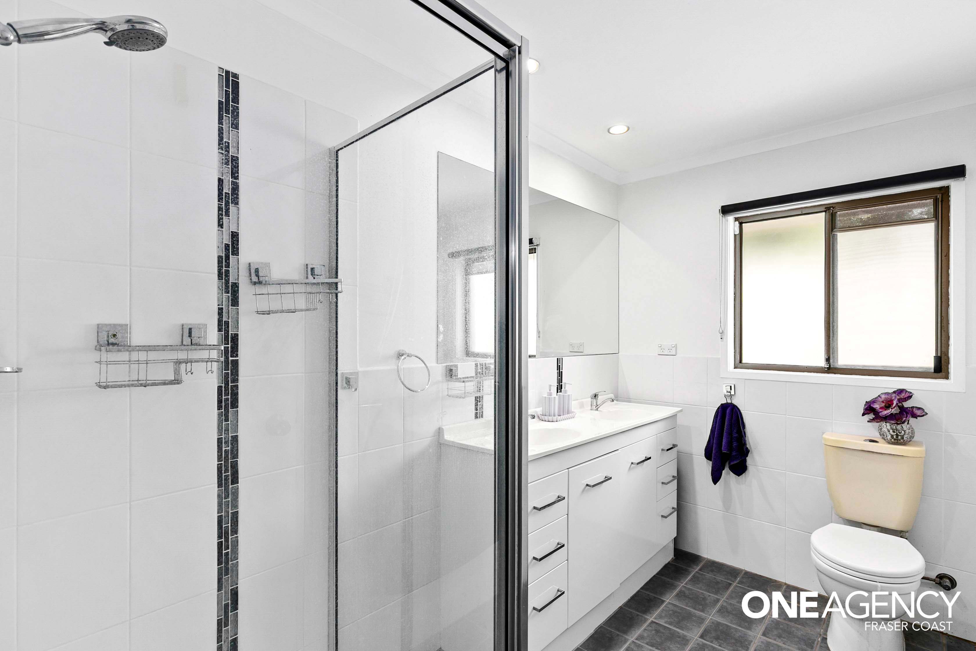 12 Michelle Drive, Point Vernon