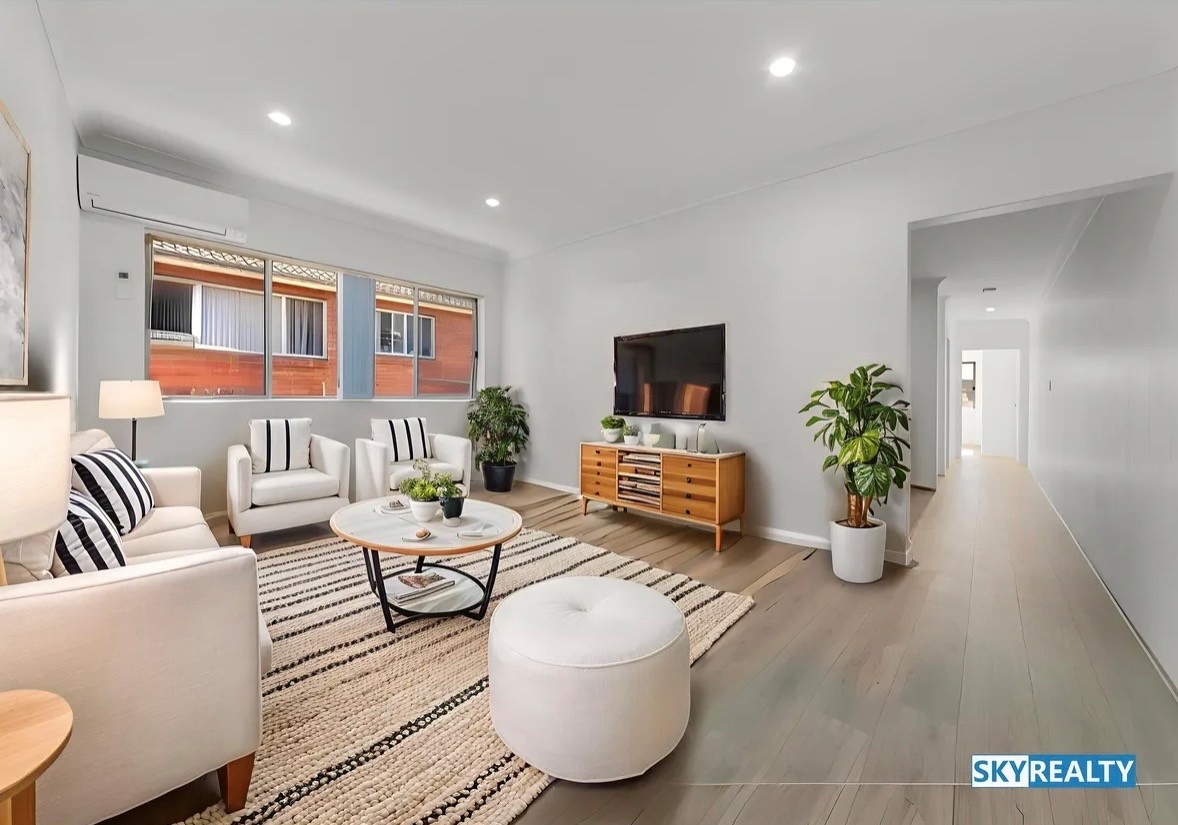 Renovated First Floor Apartment in Boutique Block of Only Six
