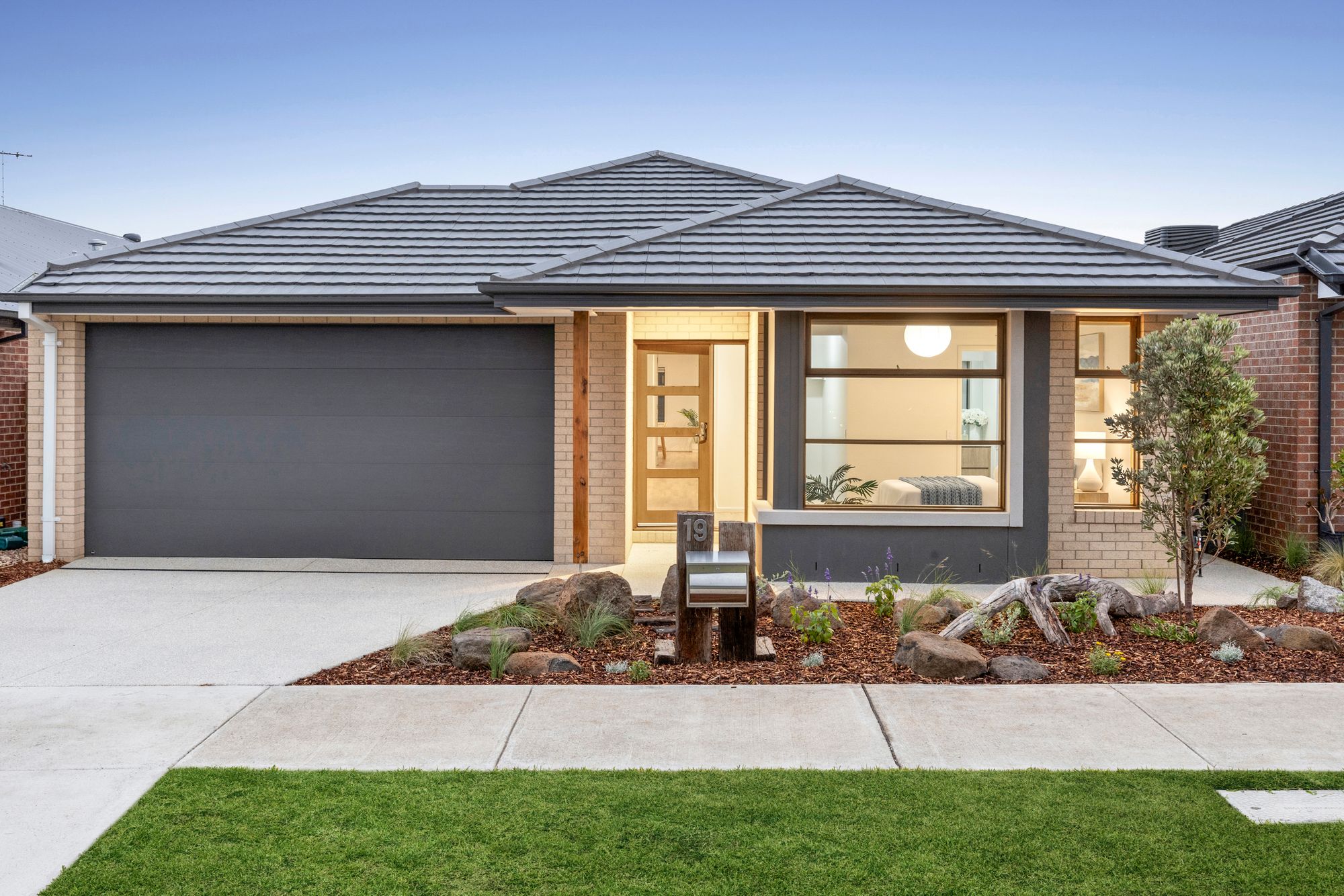 Listing image for 19 Garfield Drive, ARMSTRONG CREEK  VIC  3217
