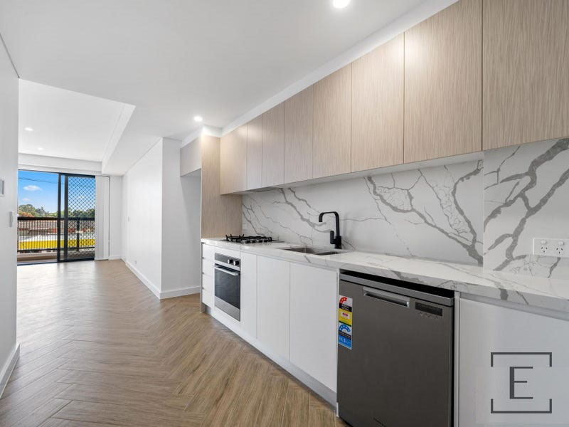 202 / 50 Amy Street, Regents Park