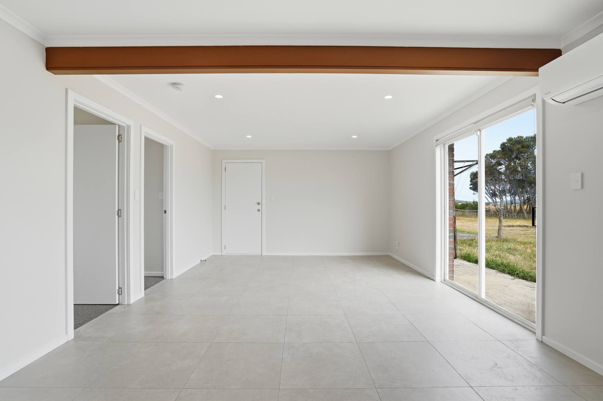 2 / 62 - 64 Elizabeth Street, George Town