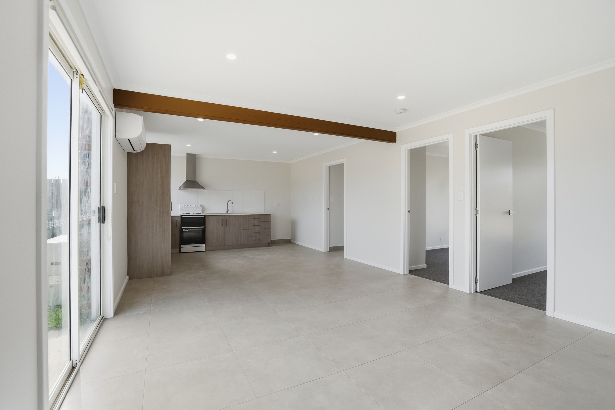 2 / 62 - 64 Elizabeth Street, George Town