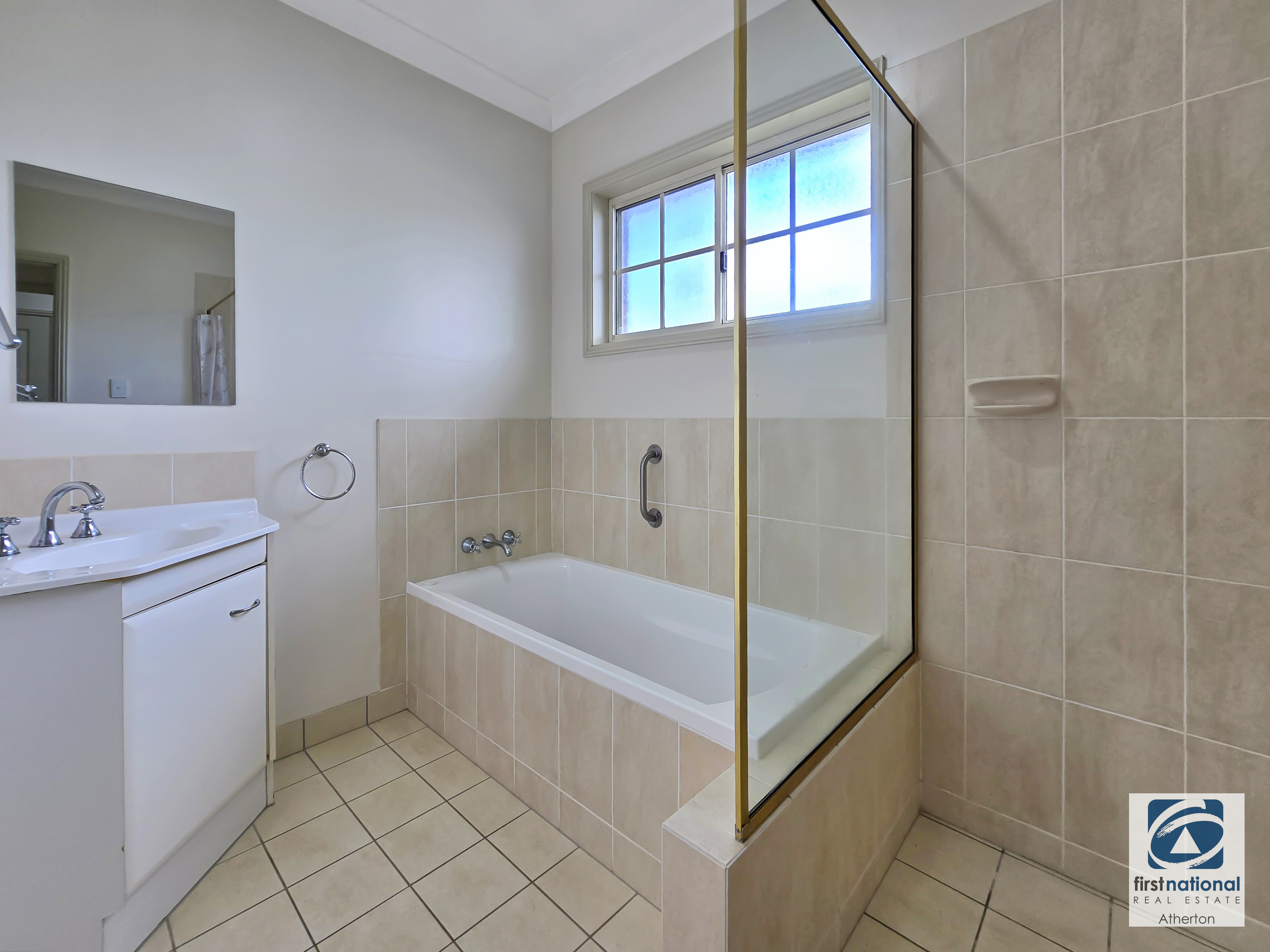 10 Carnation Street, Atherton