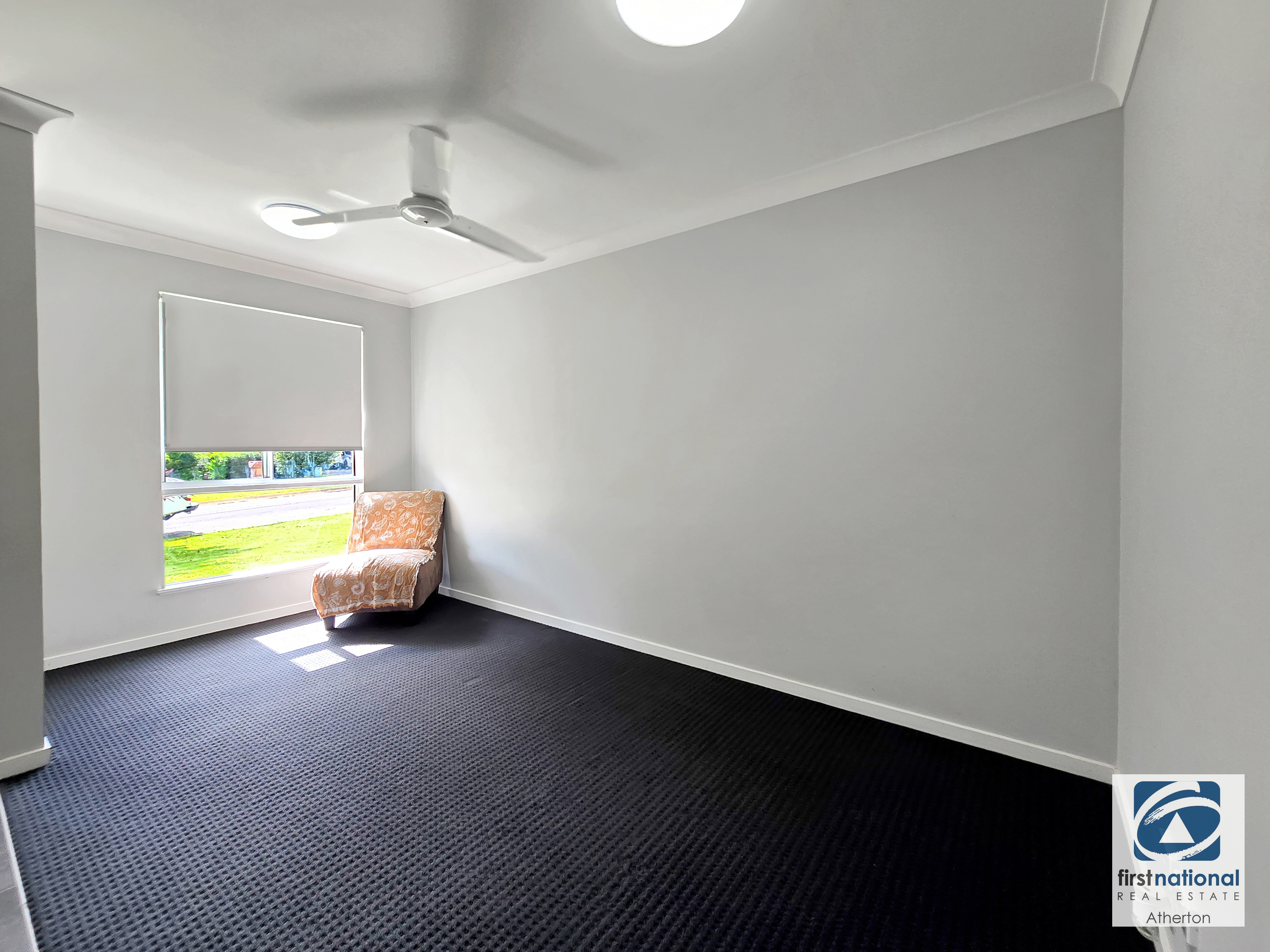 4 Robertson Close, Atherton