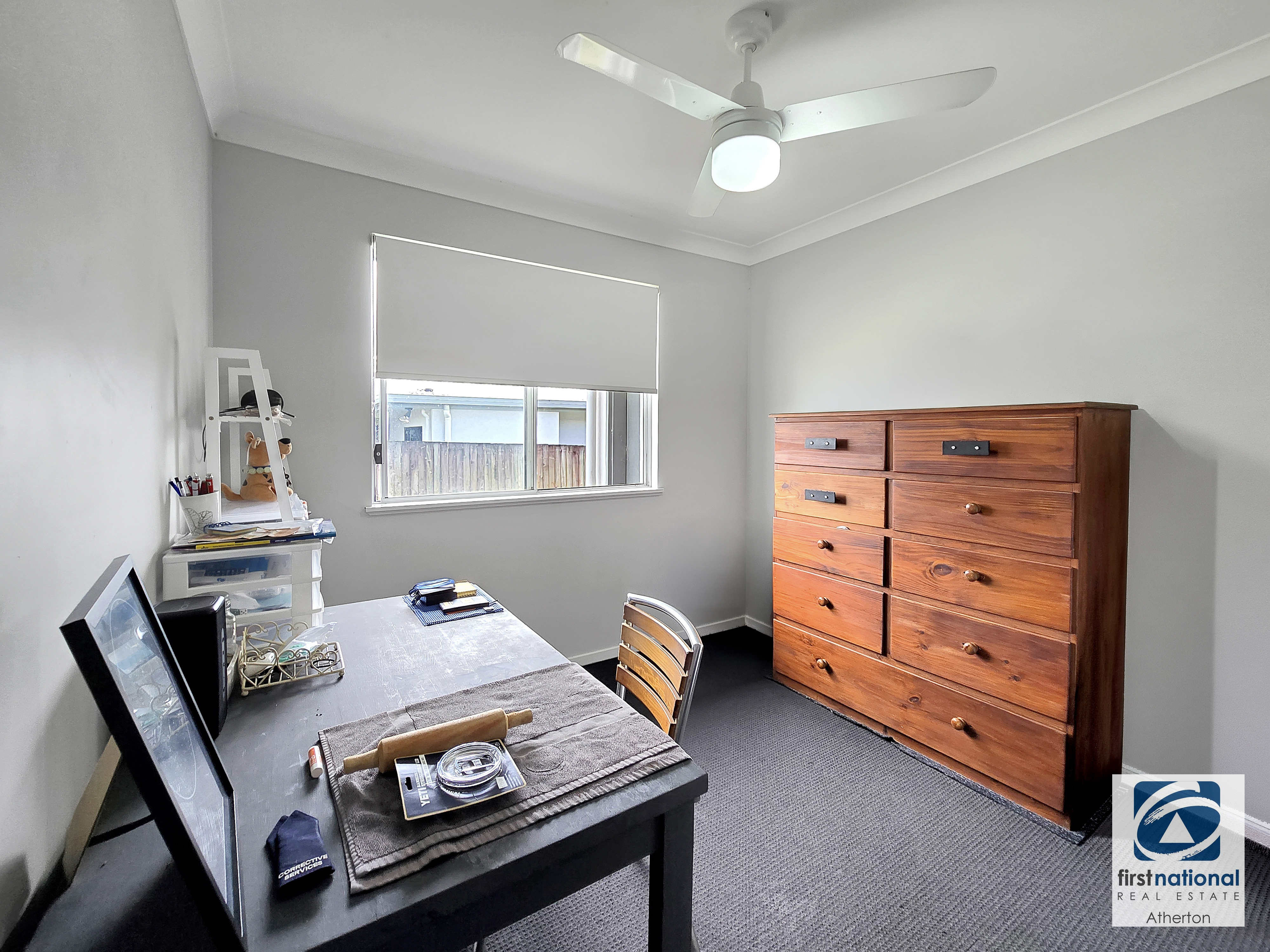 4 Robertson Close, Atherton