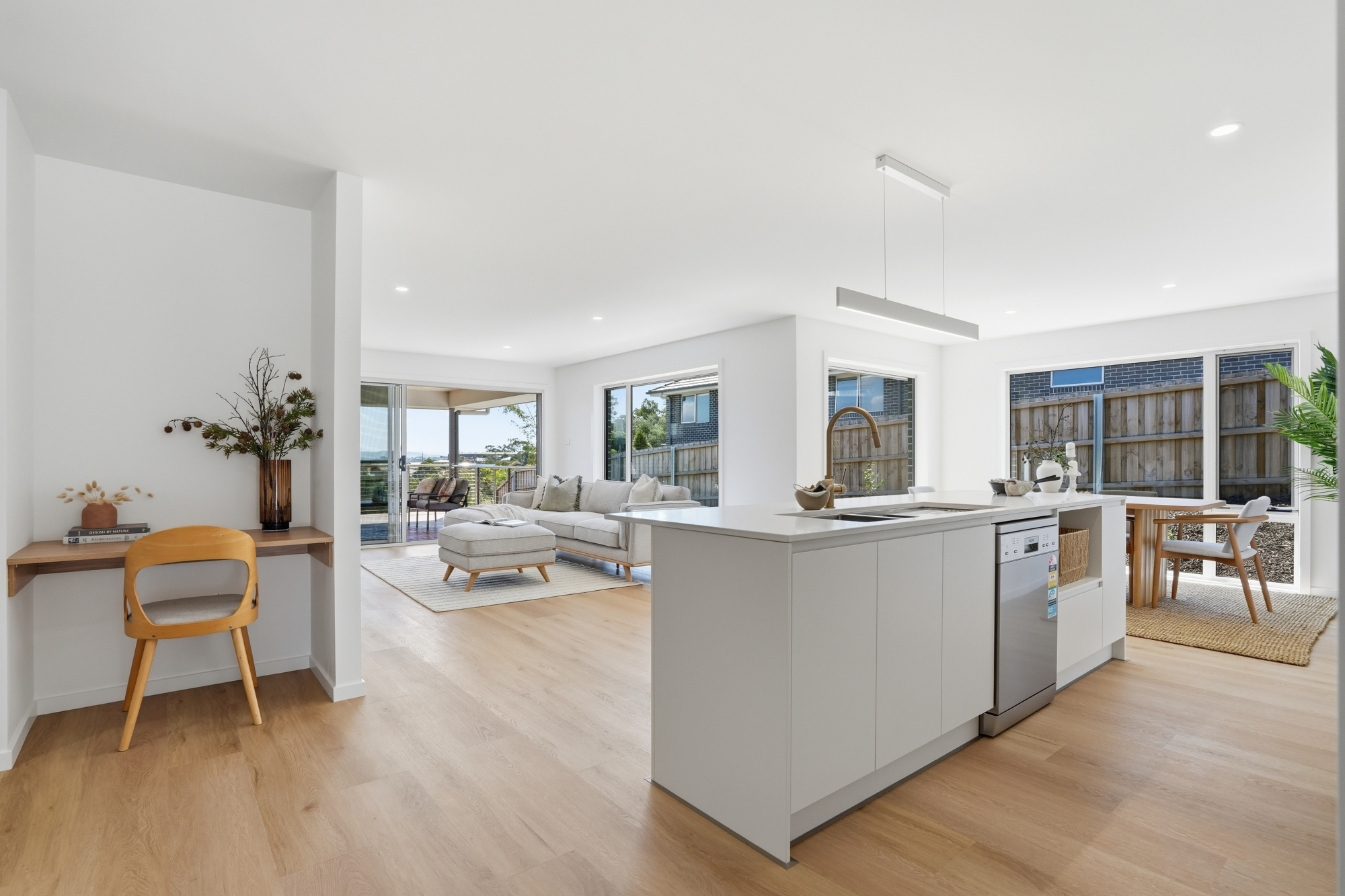 2 / 27 Waverley Road, Waverley