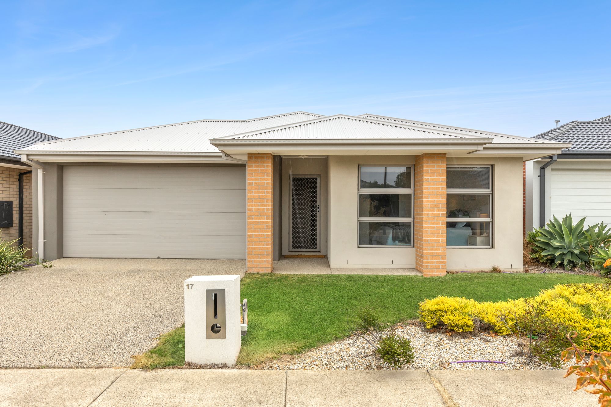 Listing image for 17 Snedden Street, ARMSTRONG CREEK  VIC  3217