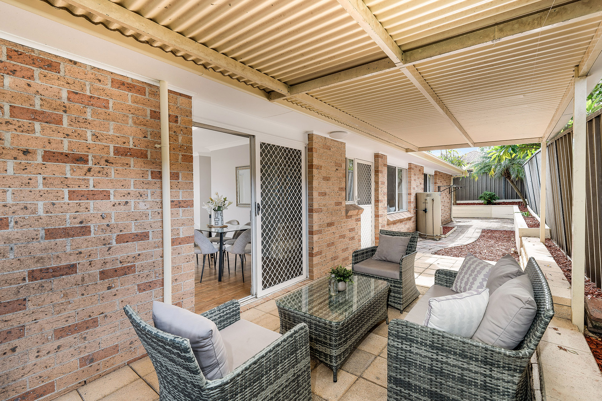 4 / 8 Wiruna Crescent, Narwee