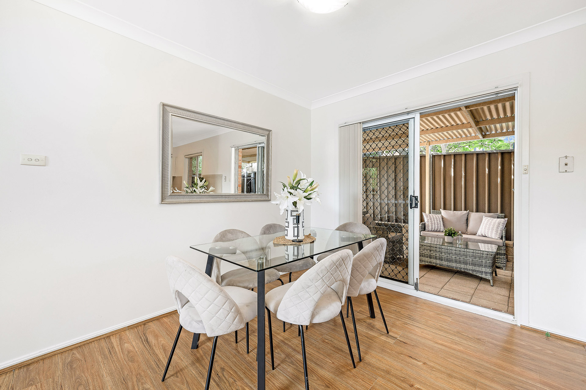 4 / 8 Wiruna Crescent, Narwee