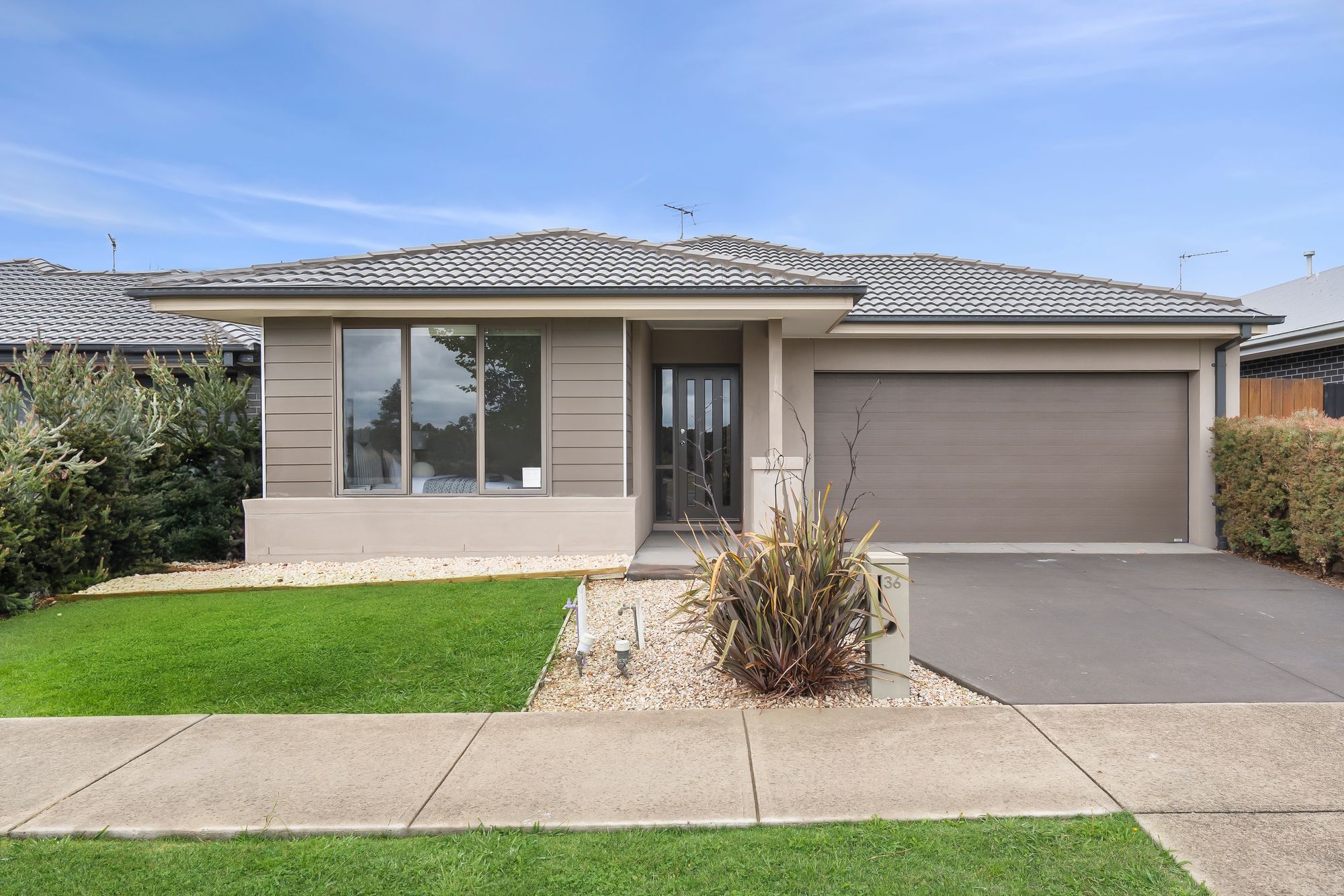Listing image for 36 Swanburra Drive, CHARLEMONT  VIC  3217
