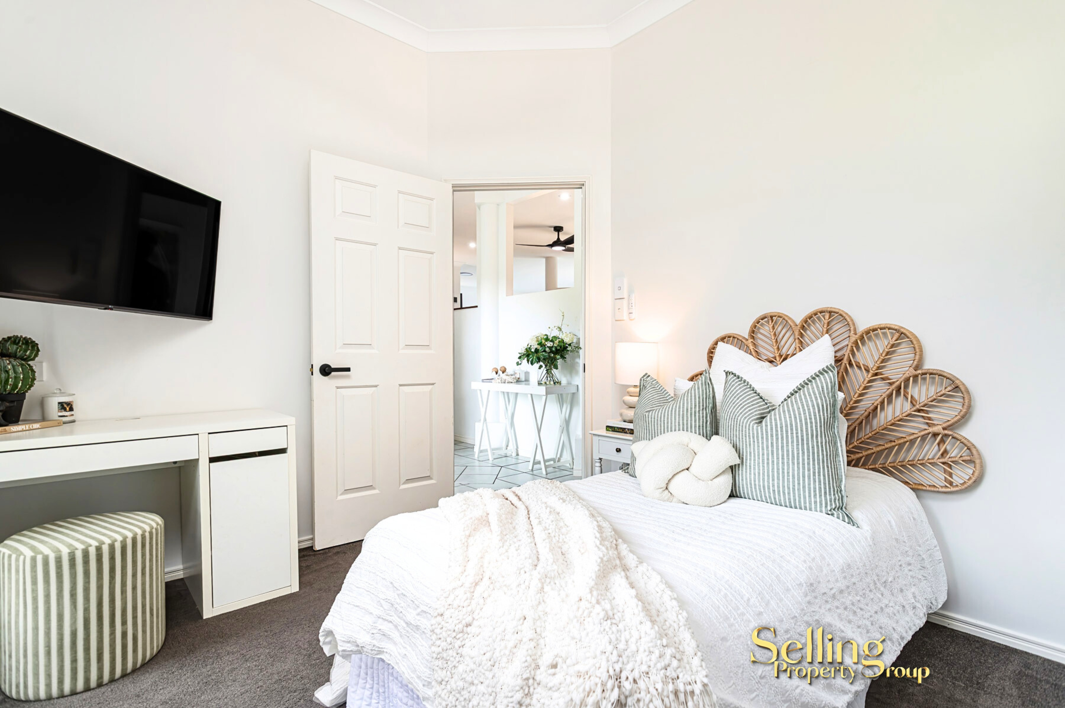 13 Amanu Crescent, Pacific Pines