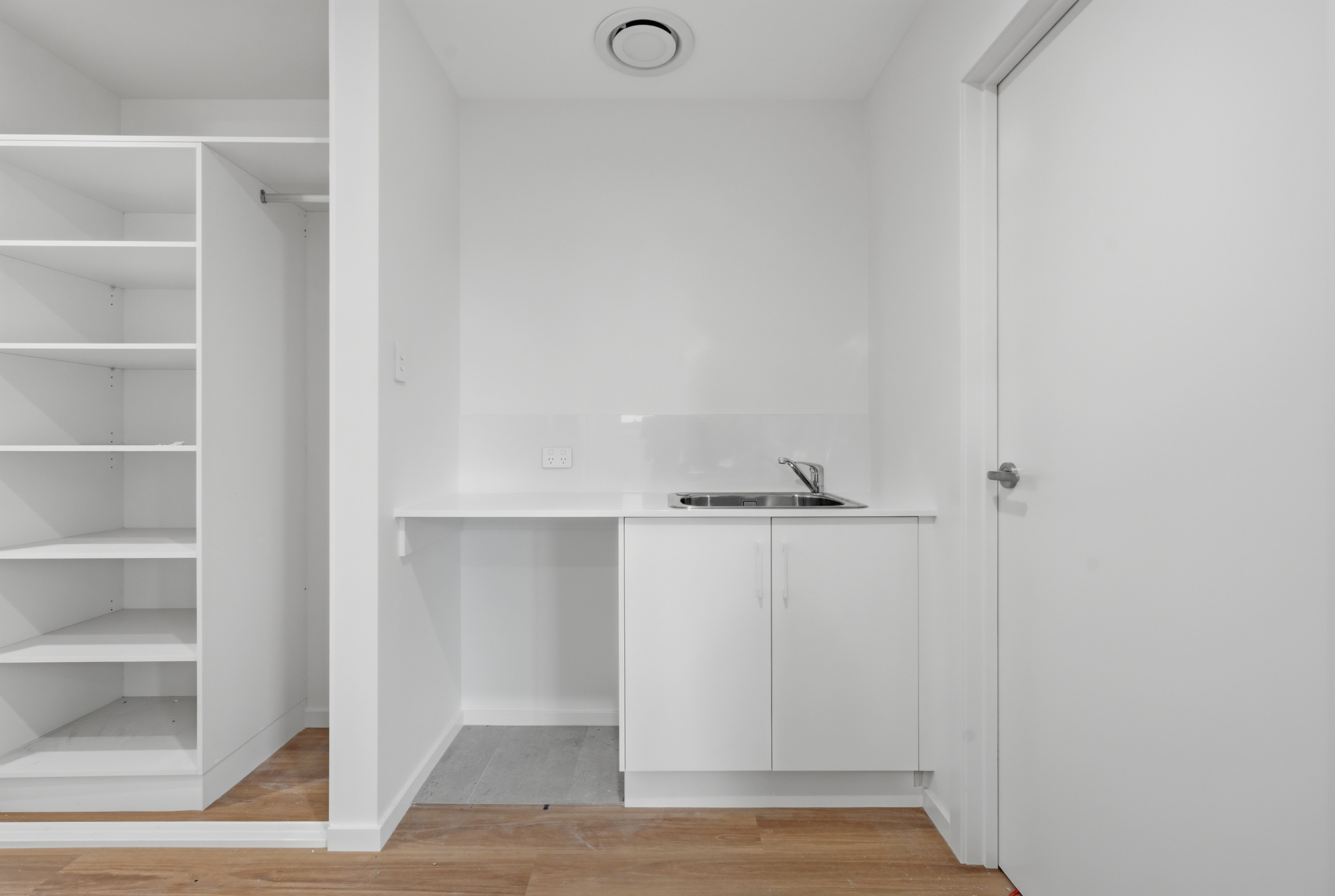 1 / 10 Pimelea Close, George Town