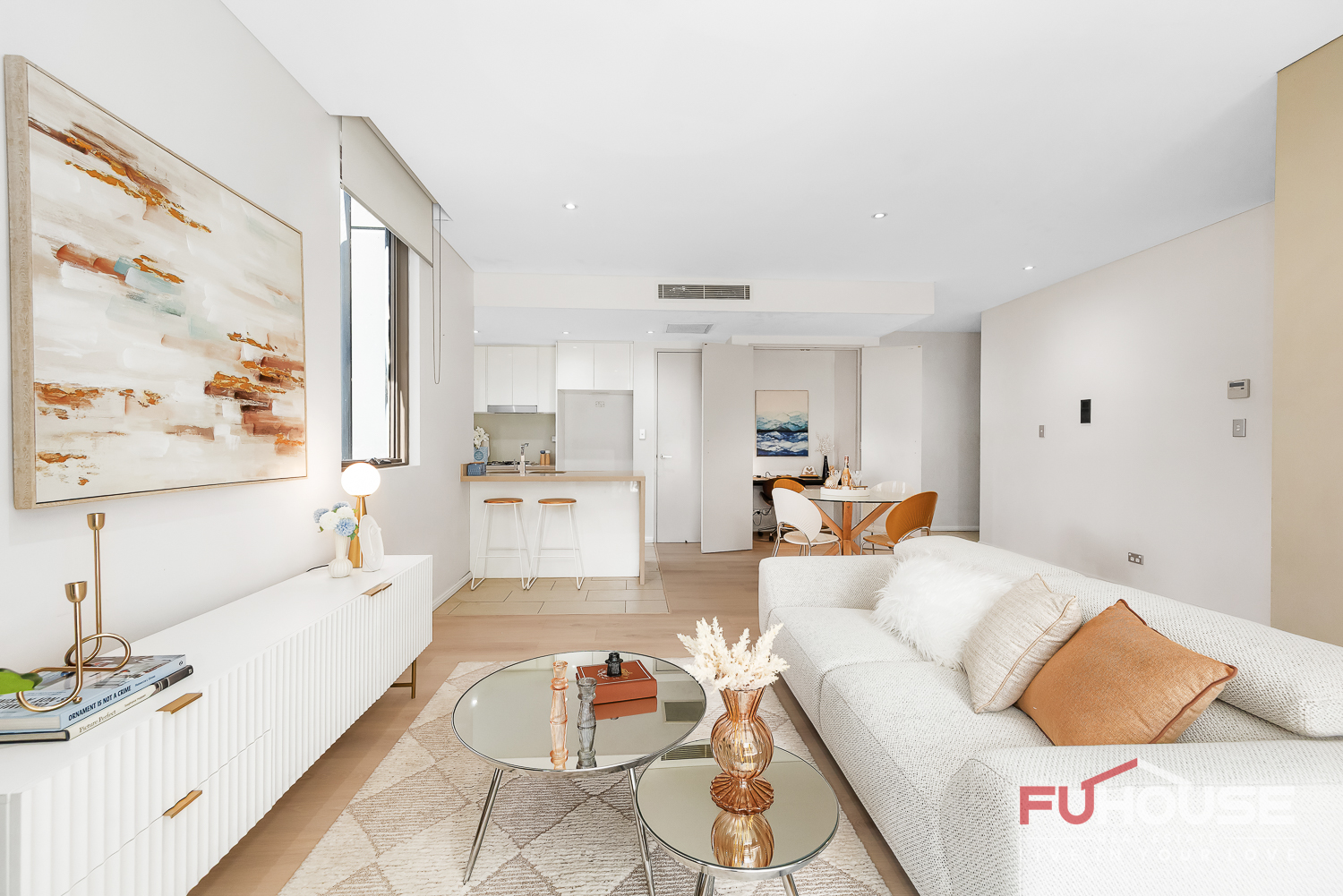306 / 16 Epping Park Drive - Lightbox View 1