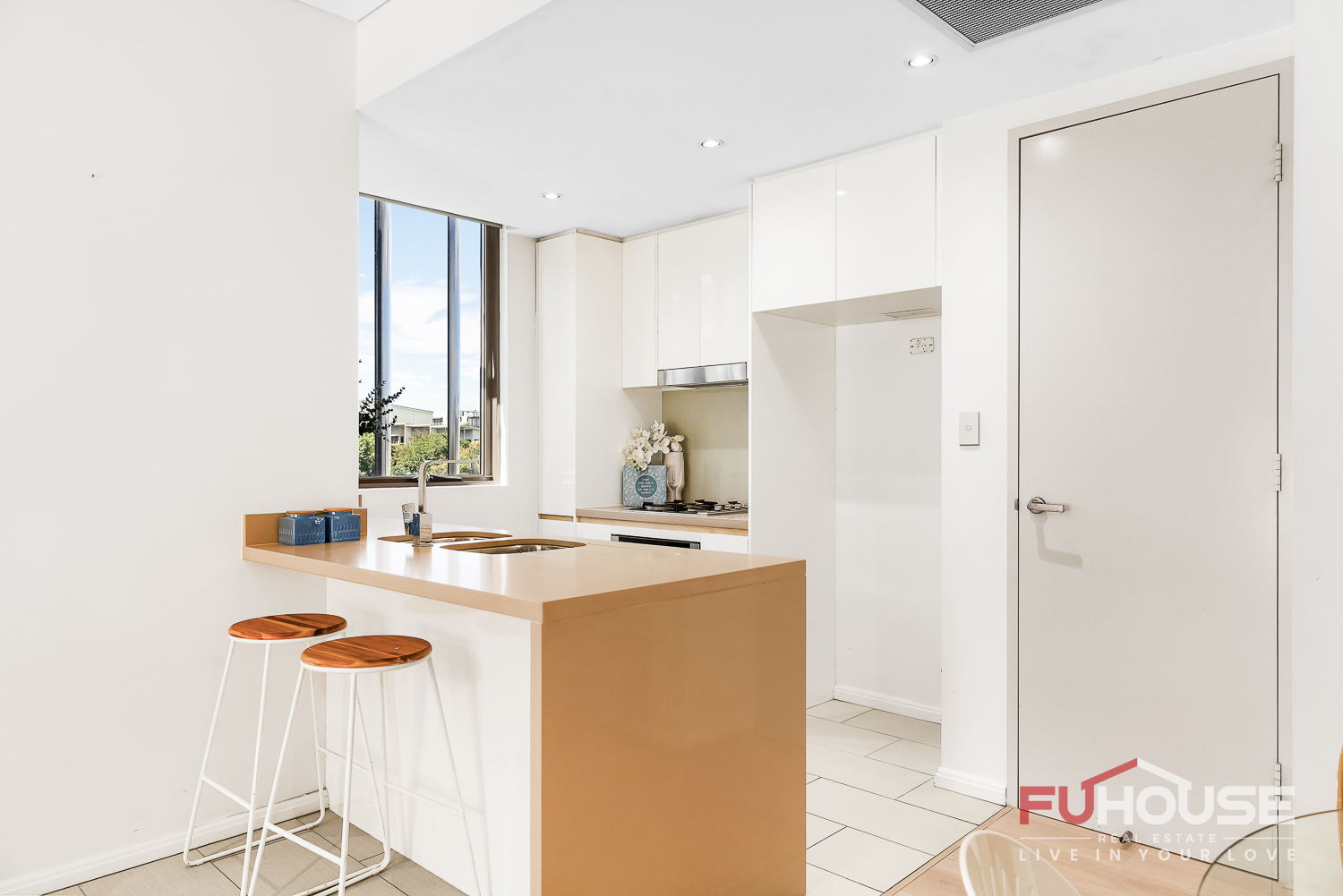 306 / 16 Epping Park Drive - Lightbox View 6