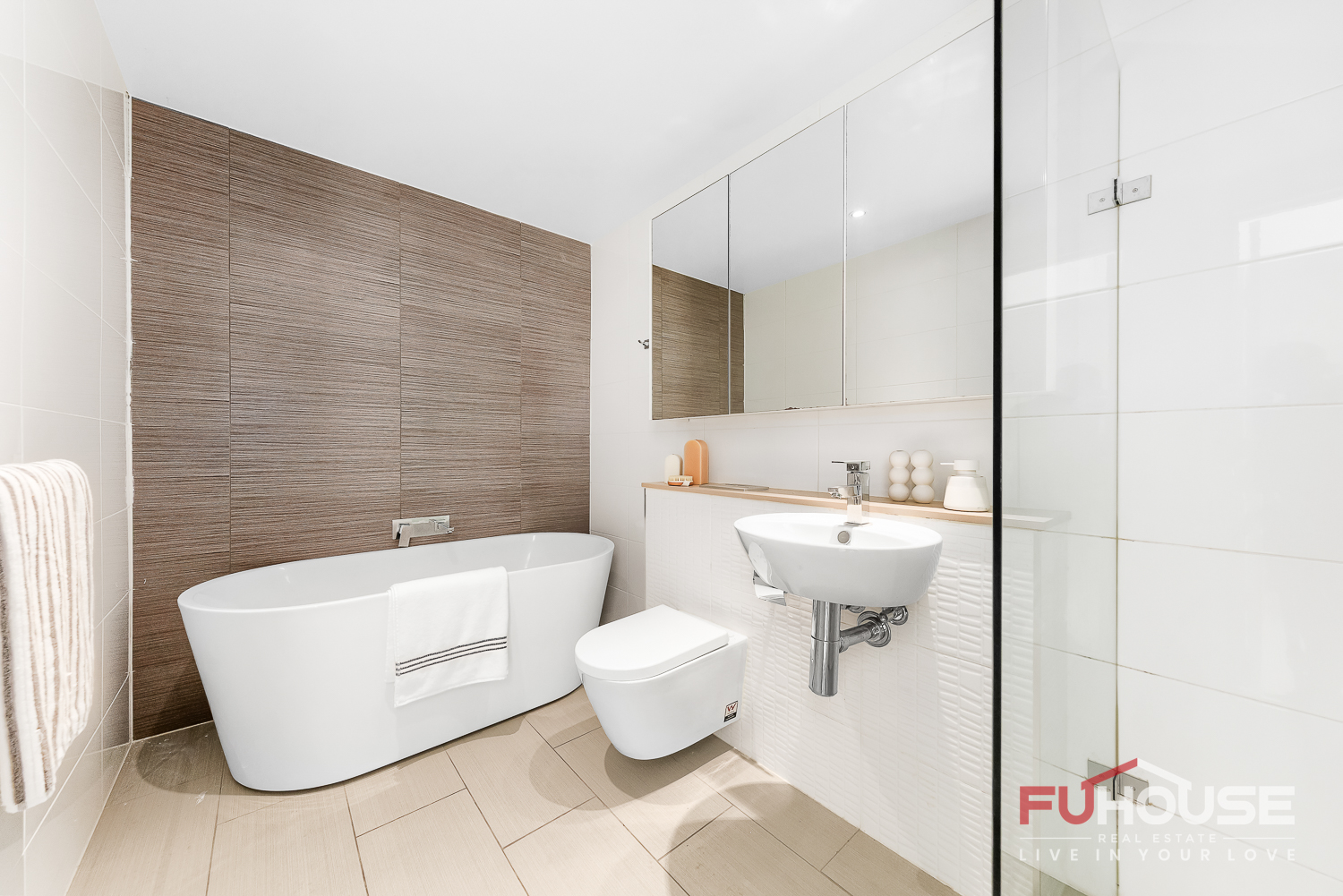 306 / 16 Epping Park Drive - Lightbox View 15