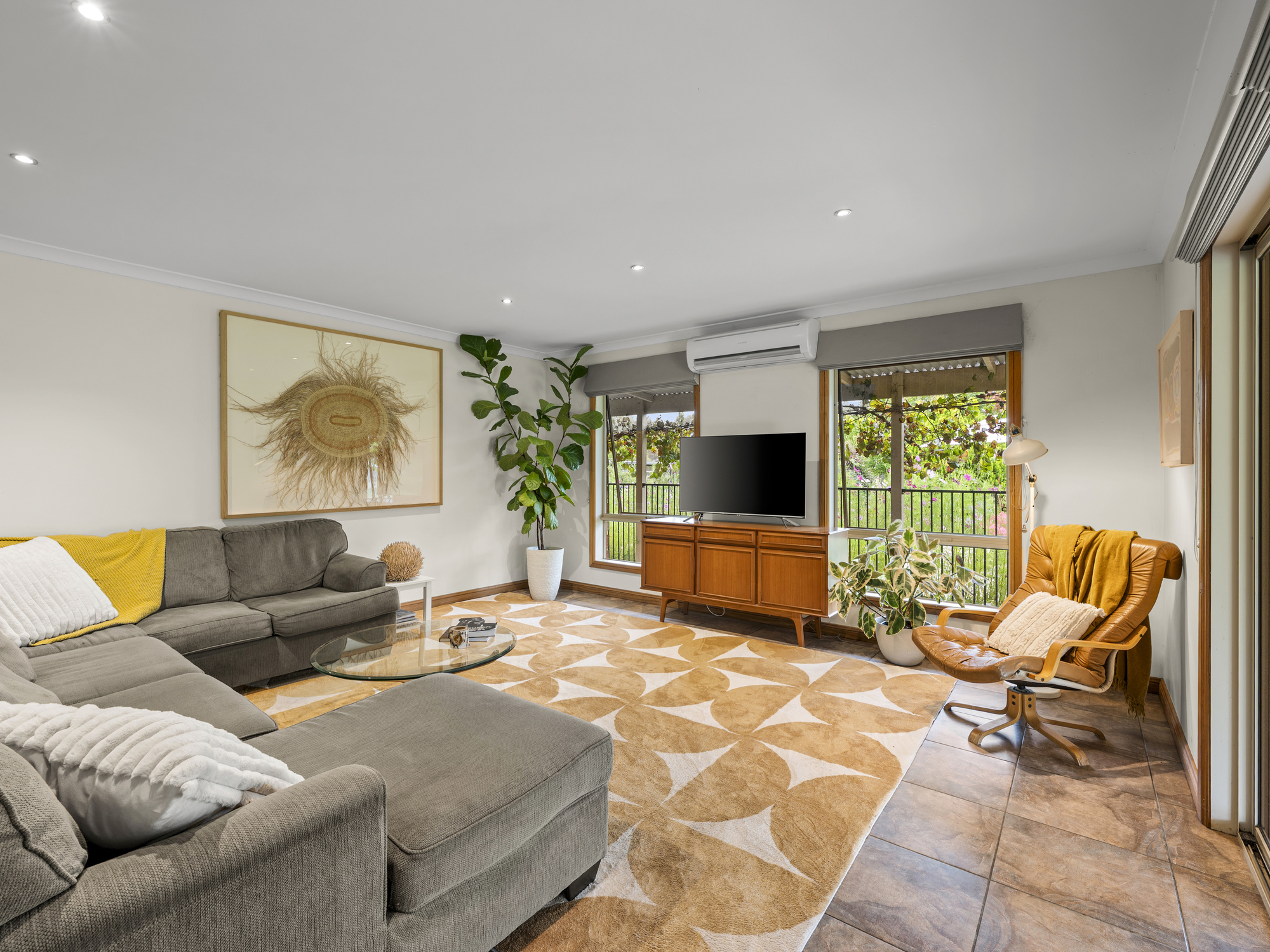 219 Ogilvies Road, Mansfield