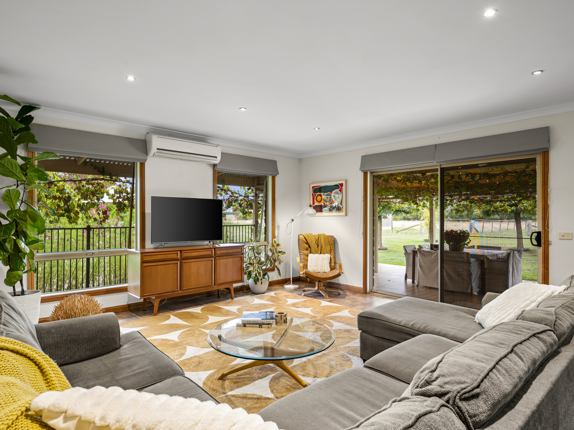 219 Ogilvies Road, Mansfield