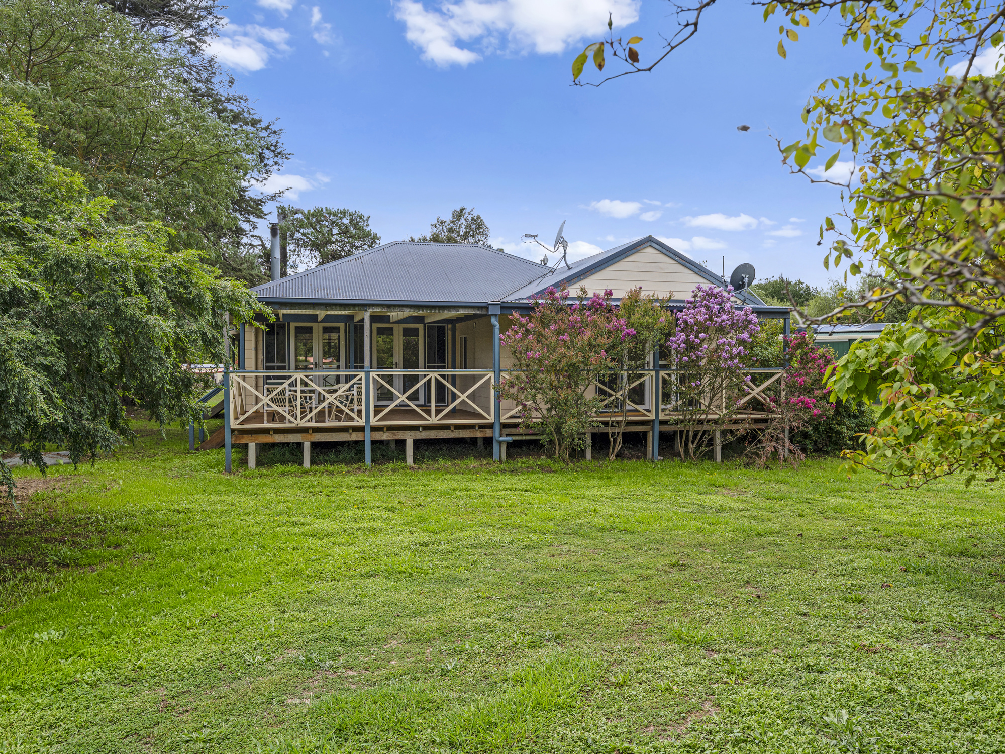 15 Main Street, Maindample