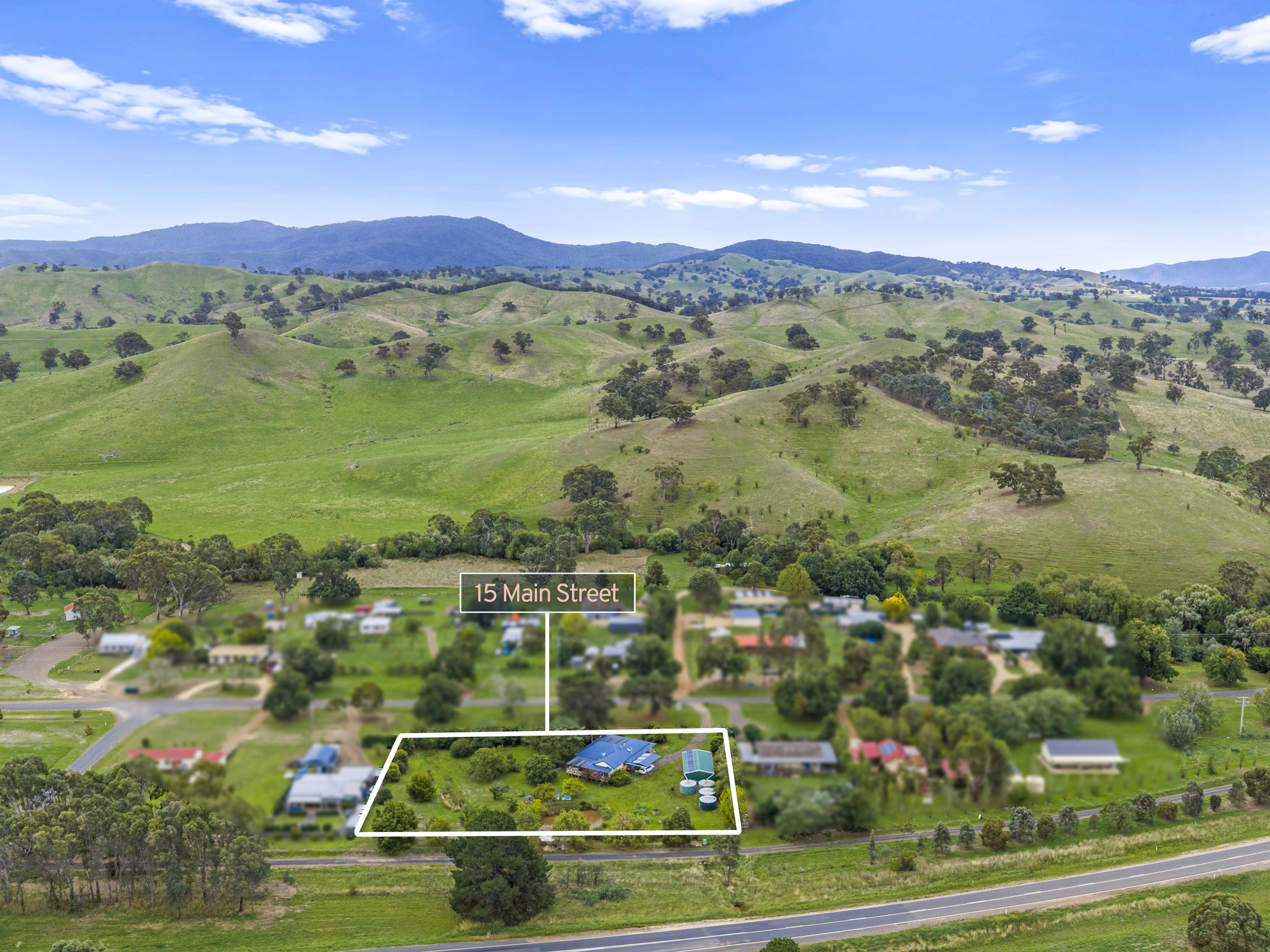 15 Main Street, Maindample