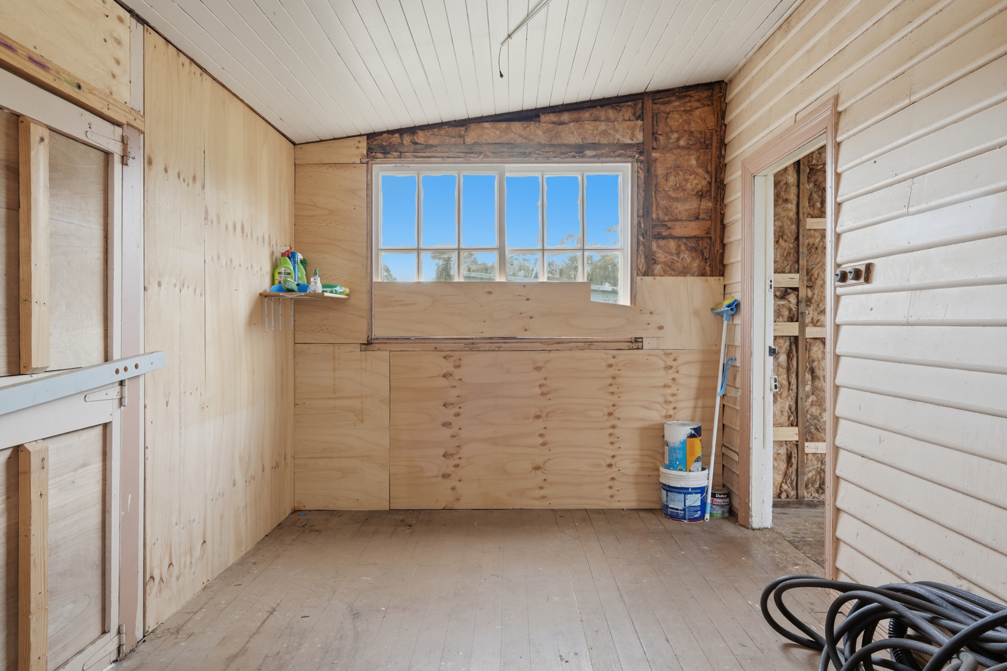 8-10 Royal George Road, Royal George