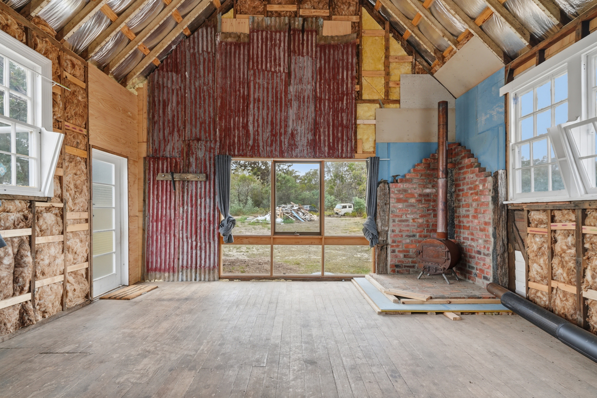 8-10 Royal George Road, Royal George