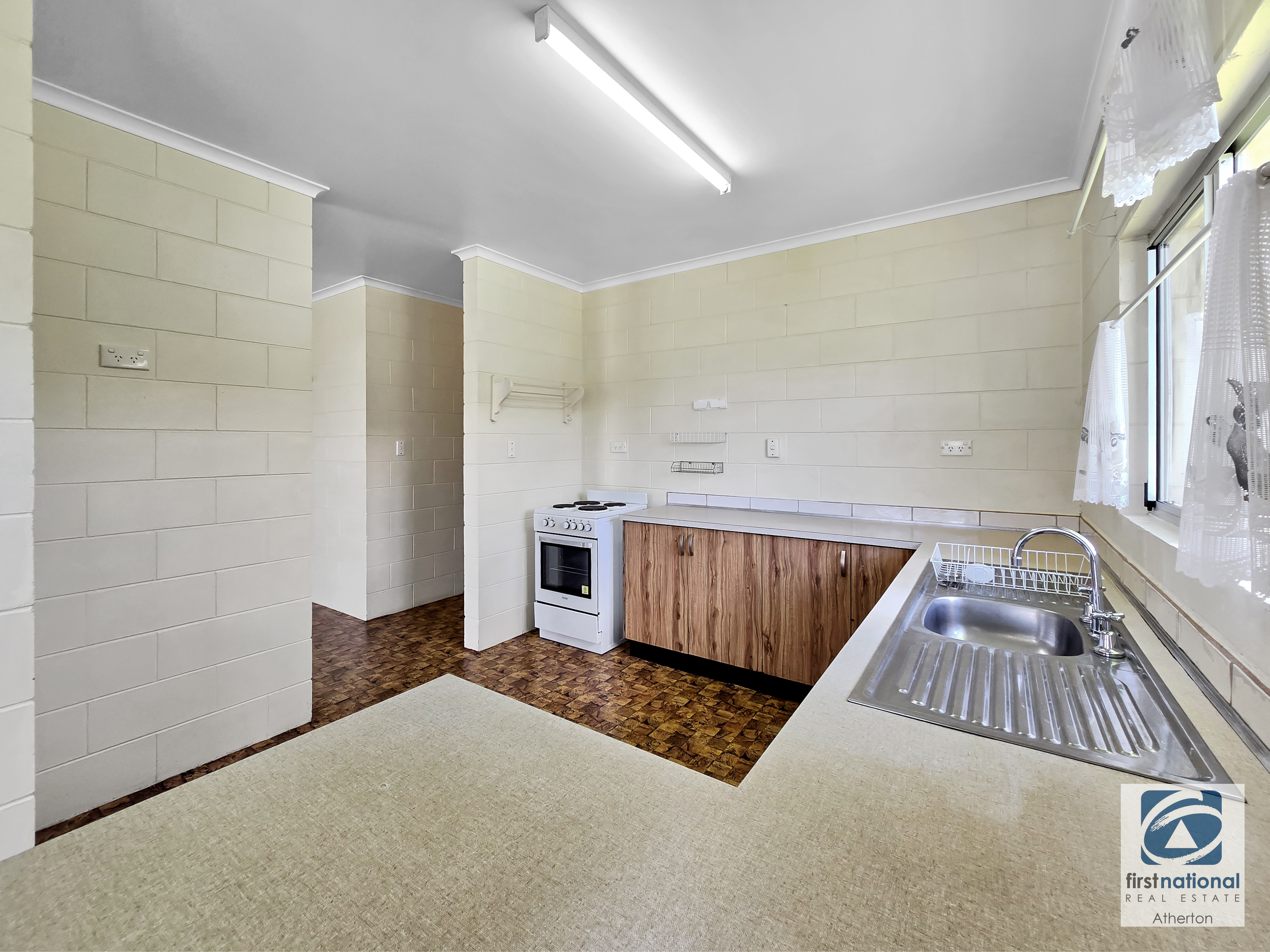 12 Walker Street, Kairi